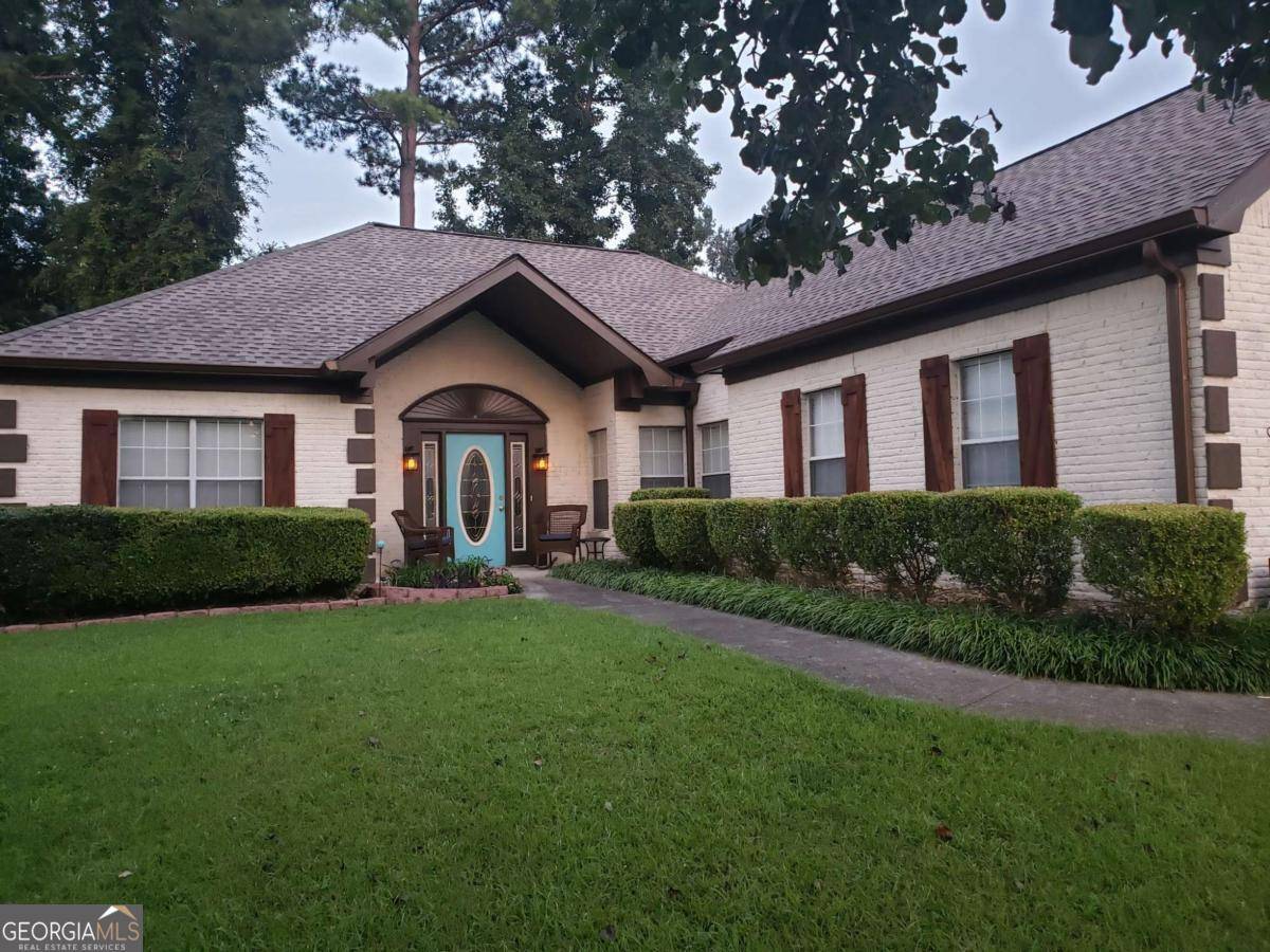 Ellenwood, GA 30294,3784 River Lake SHR