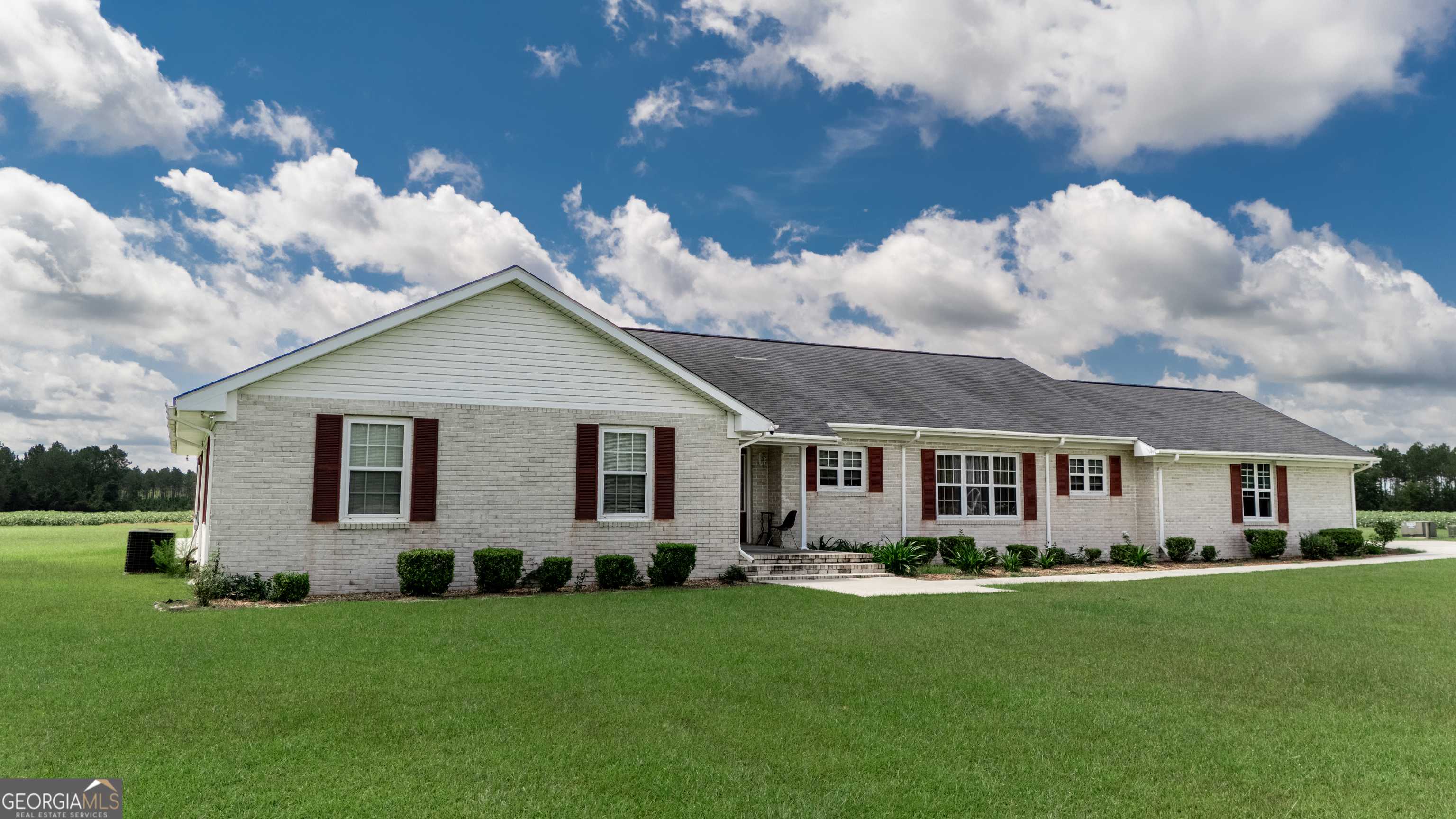 Fitzgerald, GA 31750,691 Broxton HWY