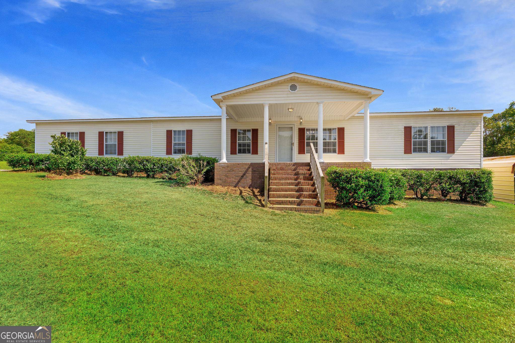 Hartwell, GA 30643,845 Beacon Light RD
