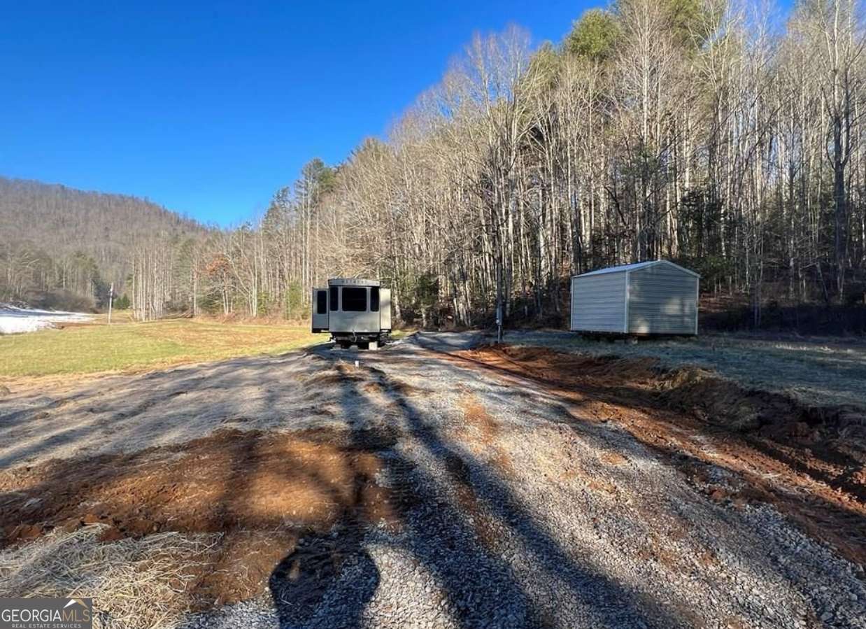 Murphy, NC 28906,135 Graves Valley RD