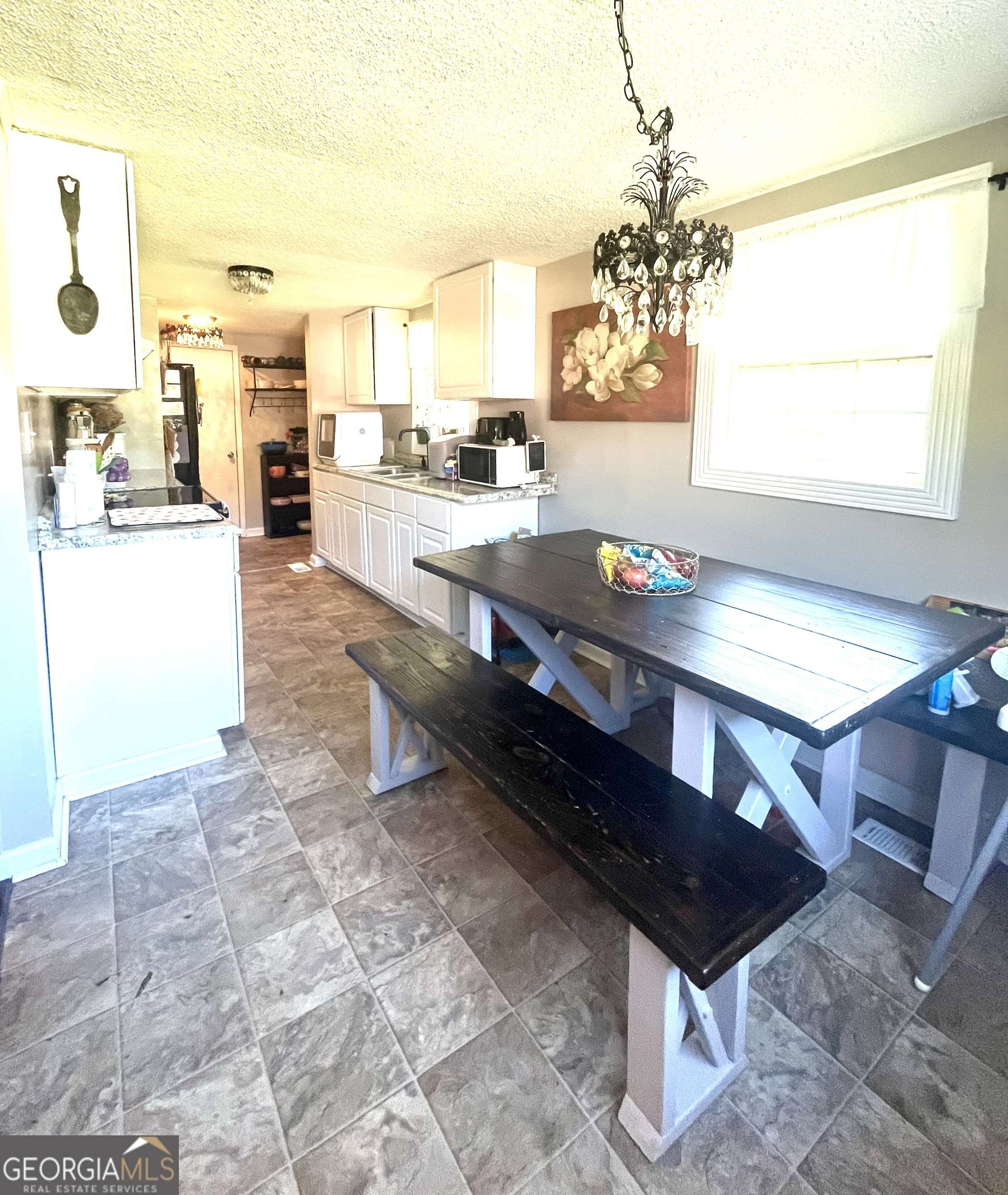 Forsyth, GA 31029,353 Weldon RD