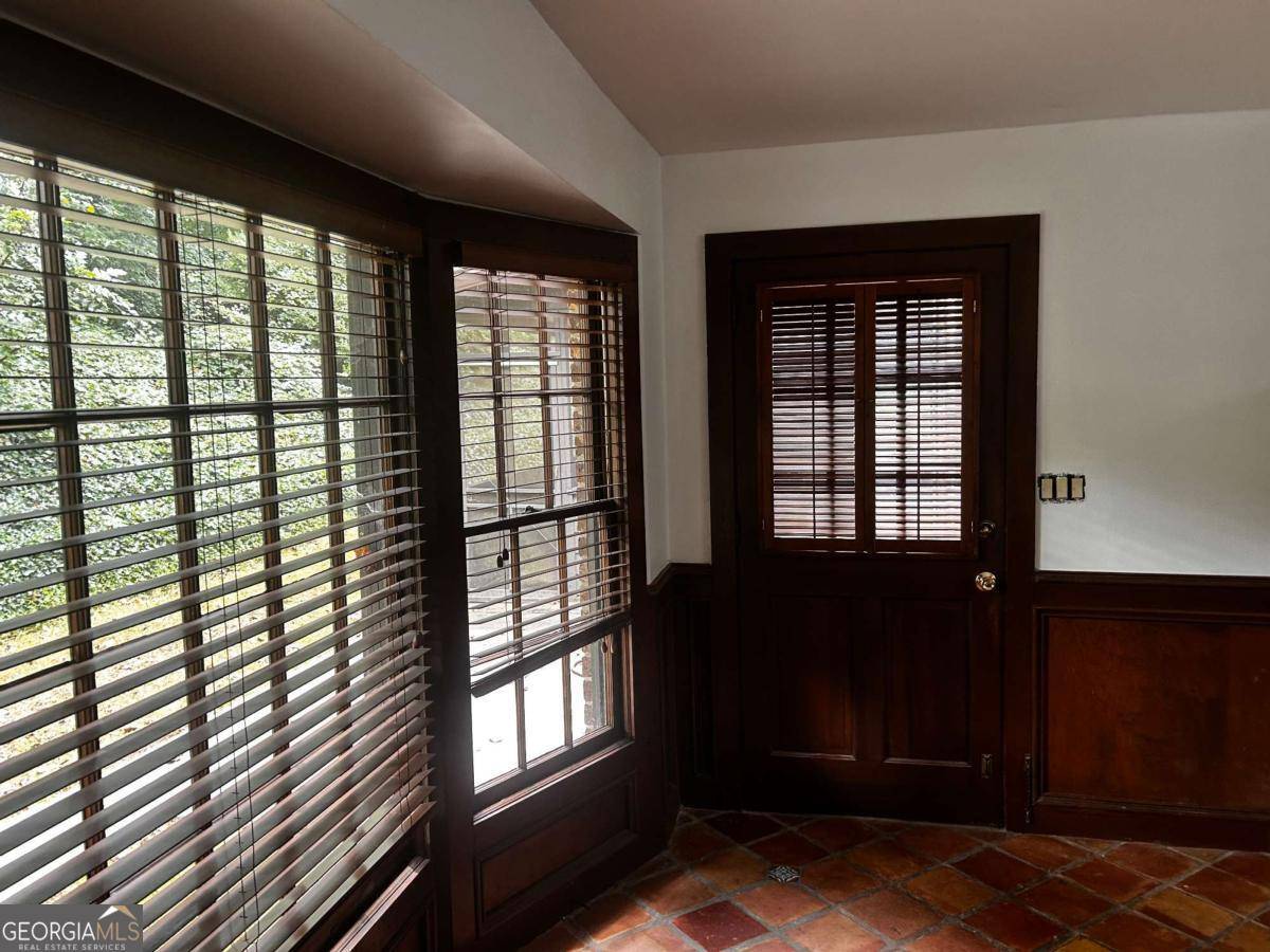 Sandy Springs, GA 30328,285 Old College WAY