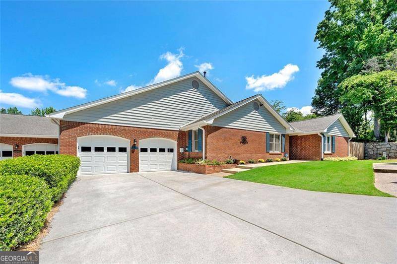 Peachtree Corners, GA 30092,6307 Deerings HOLW
