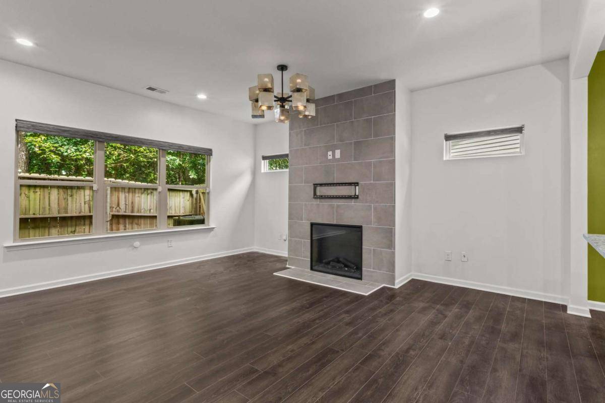 Atlanta, GA 30354,398 Mulberry ROW SE