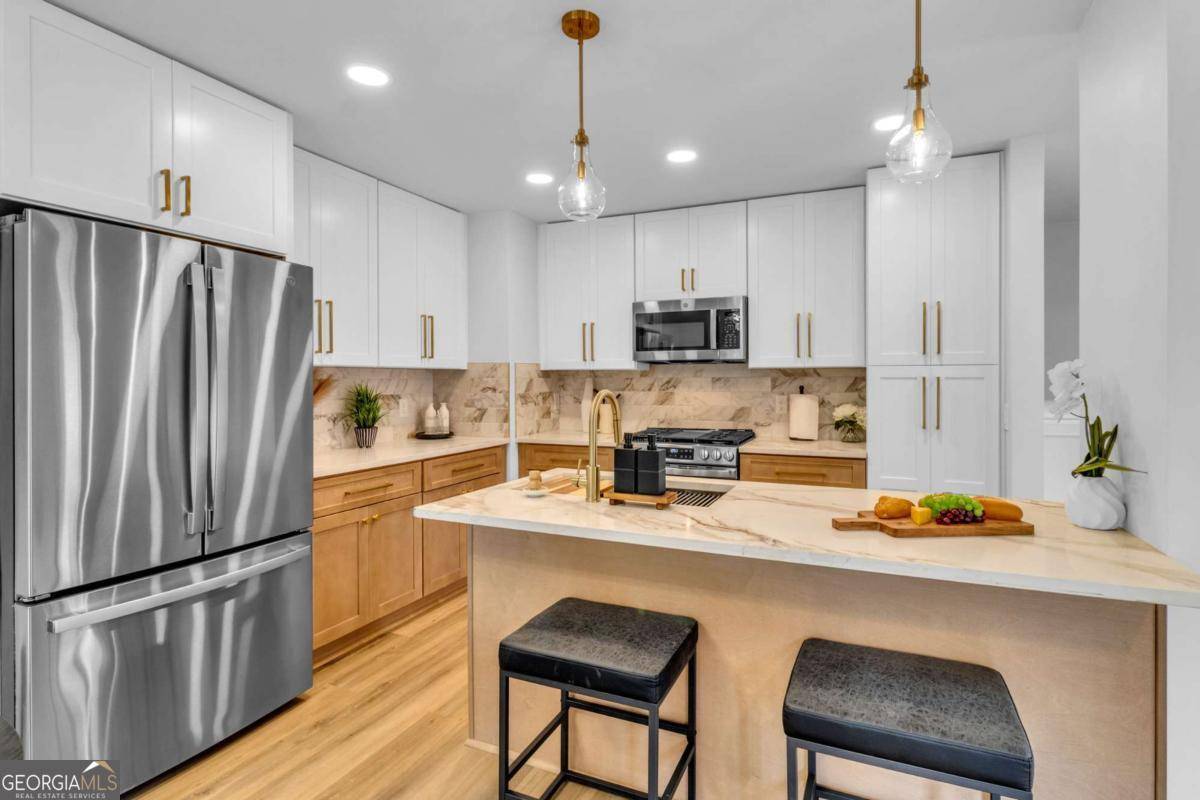 Smyrna, GA 30080,1015 Creatwood CIR SE