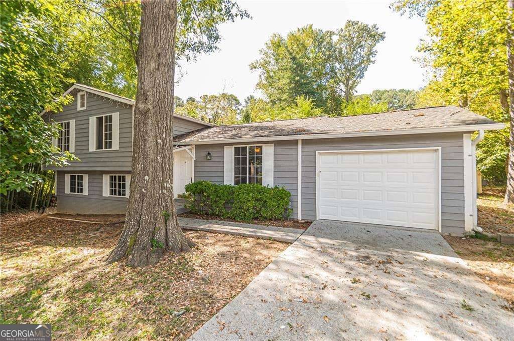 Lilburn, GA 30047,806 Houndstooth TRL NW