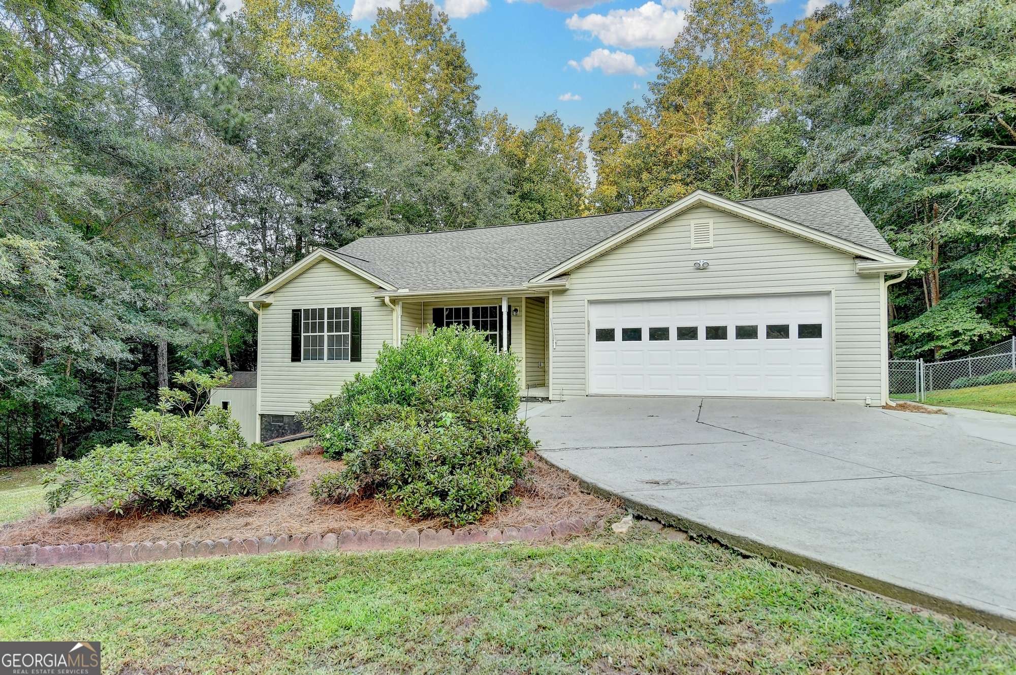 Braselton, GA 30517,880 Duck RD