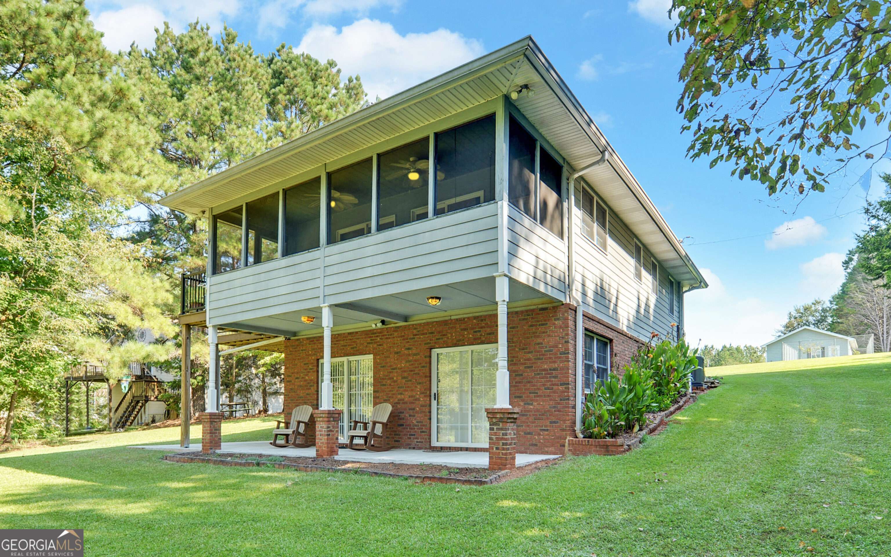 Toccoa, GA 30577,88 Currahee PL