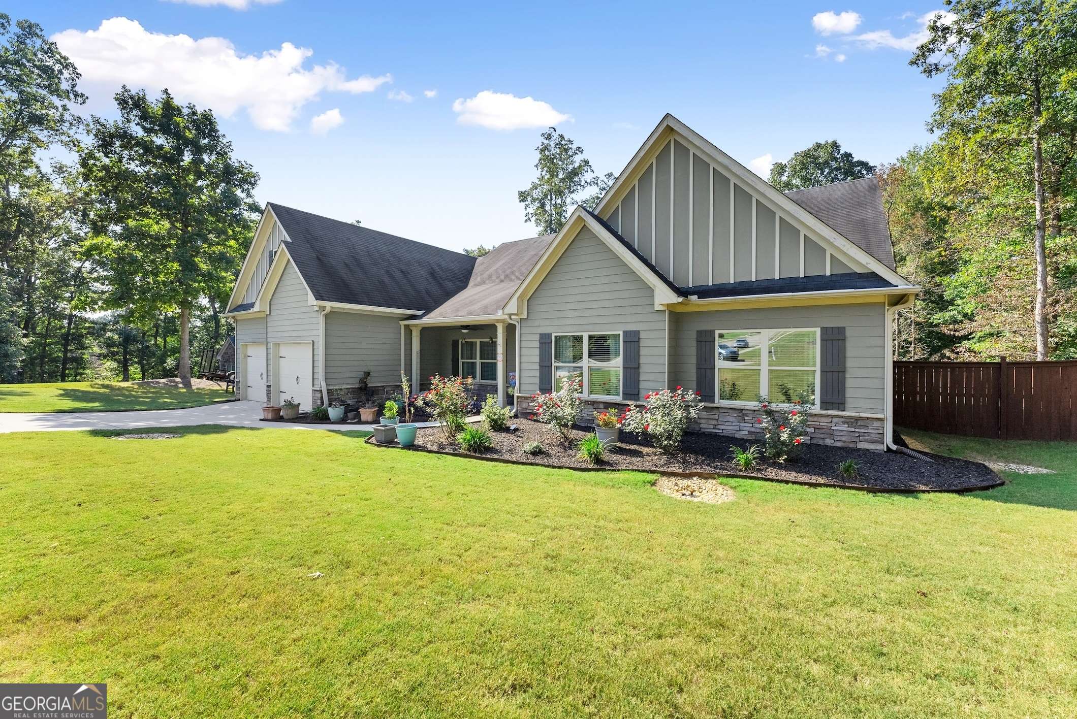 Winder, GA 30680,1557 Shadowstone CIR