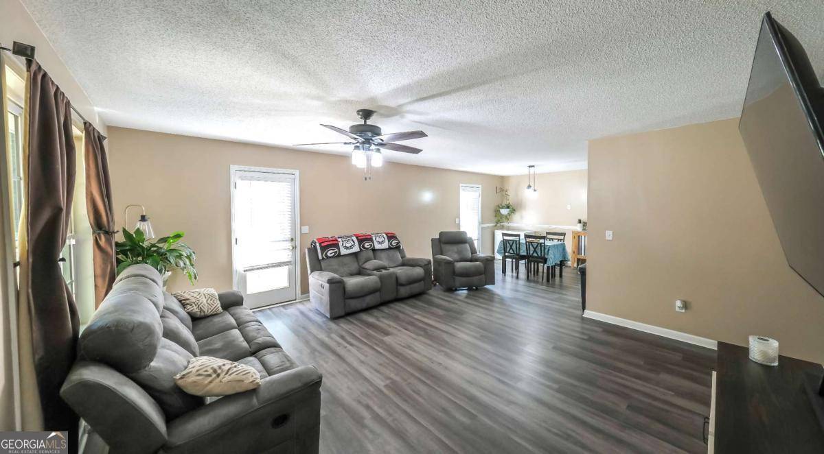 Whitesburg, GA 30185,255 Sally Duke DR