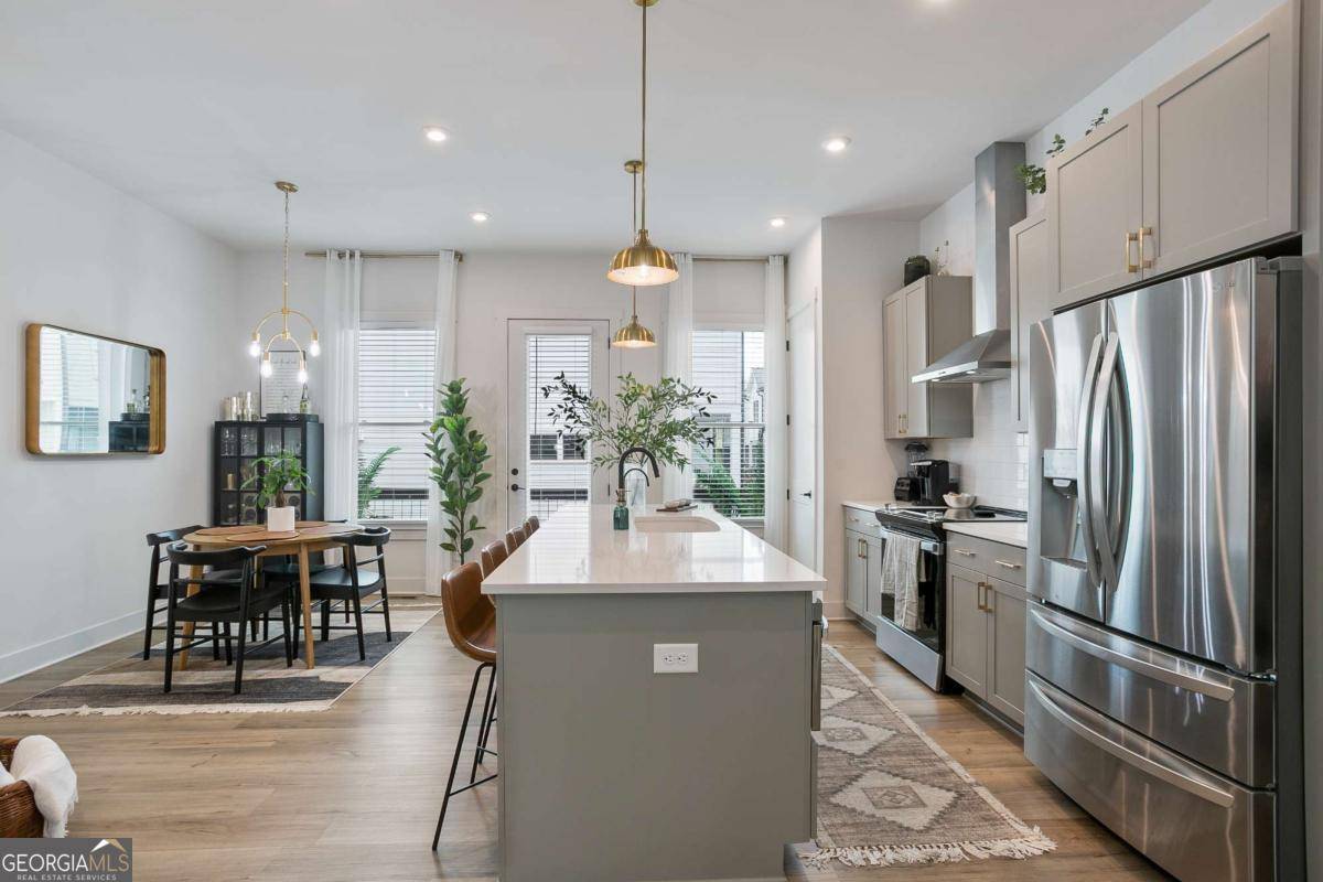 Atlanta, GA 30312,1081 Crest CIR SE
