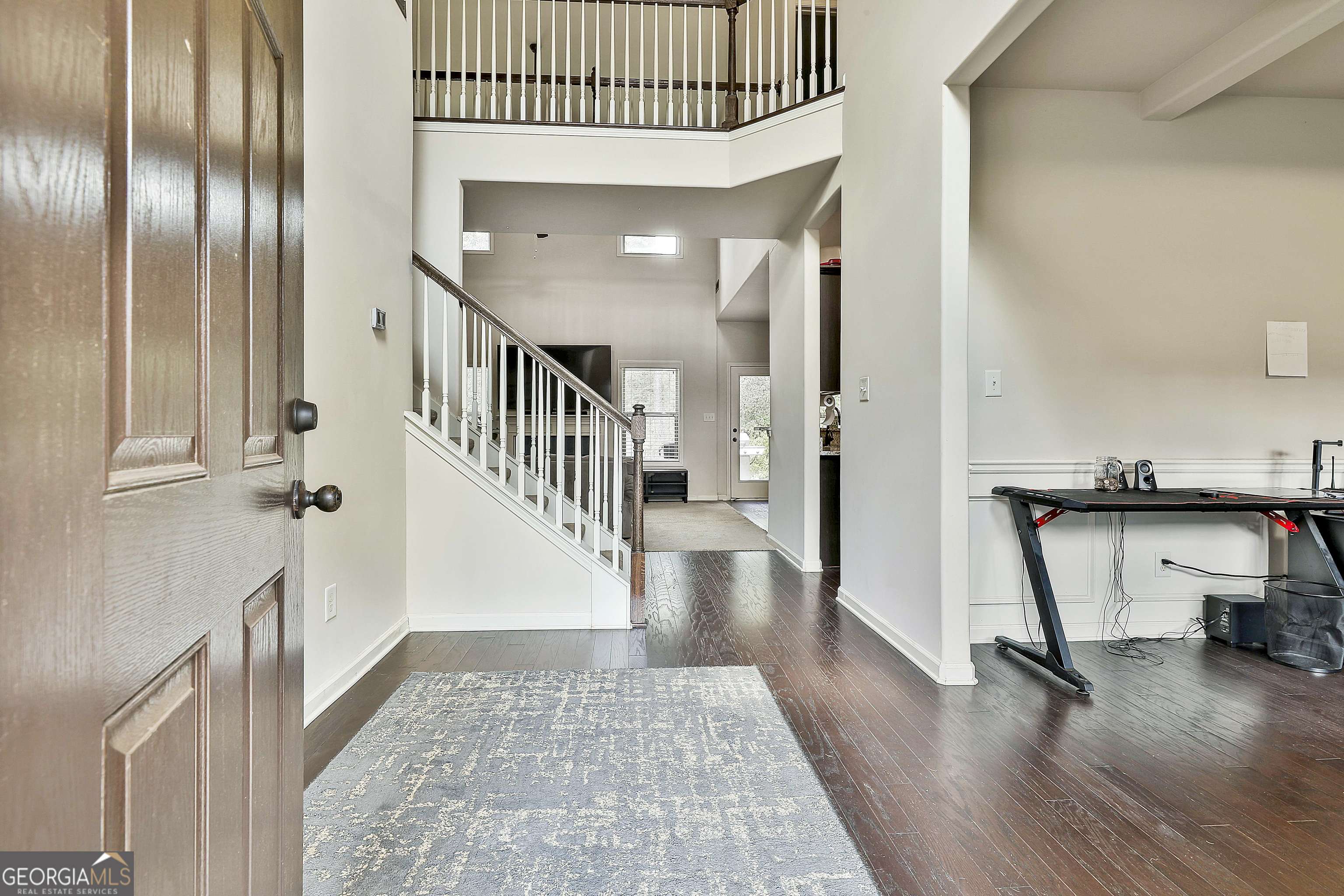 Senoia, GA 30276,40 Couch CT