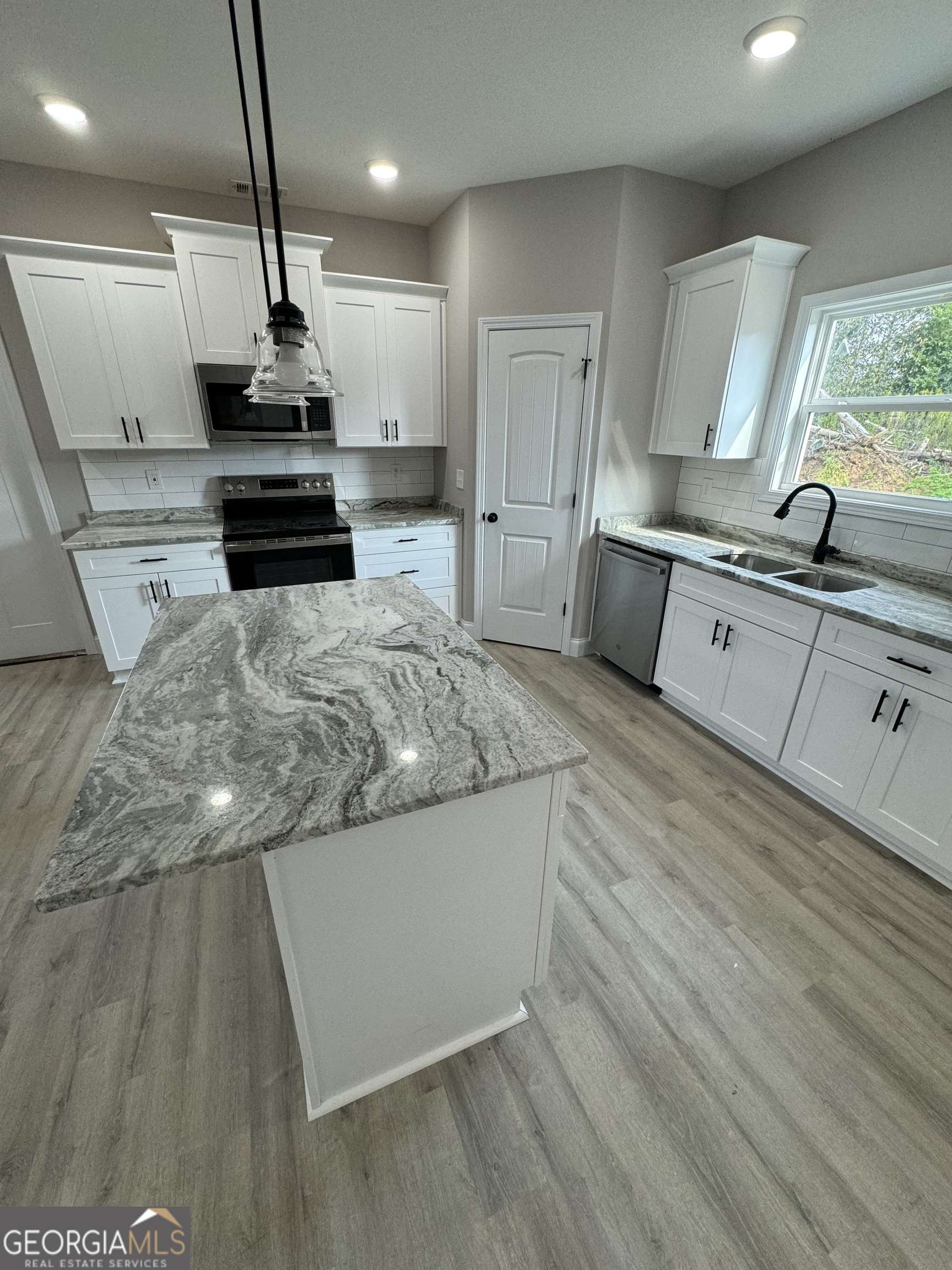 Byron, GA 31008,240 Beau Claire CIR