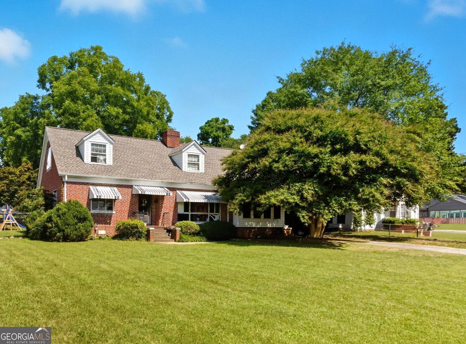 Toccoa, GA 30577,45 Hayes ST