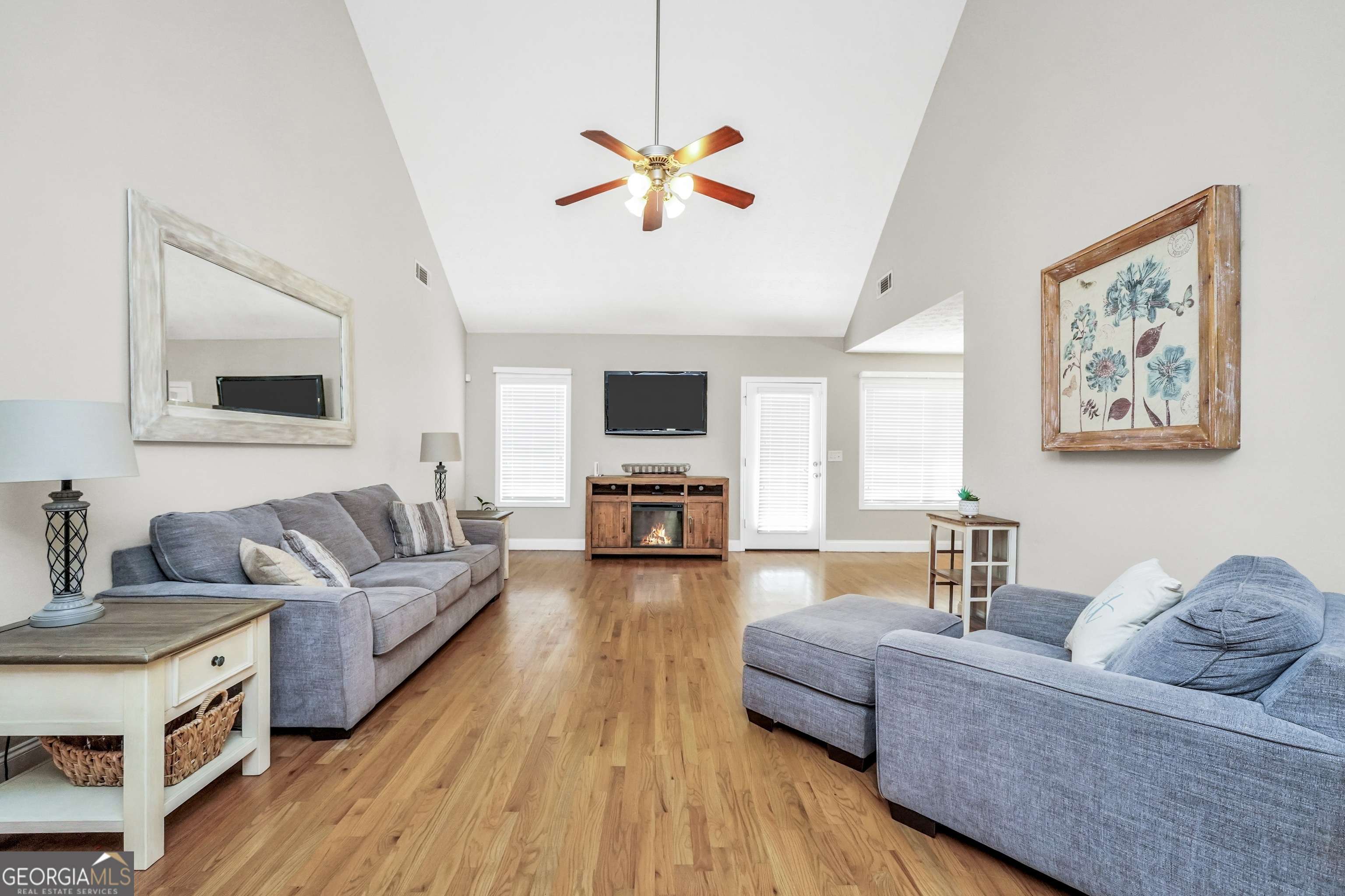 Jackson, GA 30233,305 Moccasin Gap RD