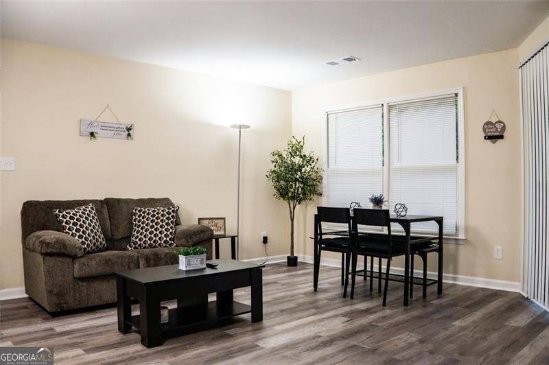 Marietta, GA 30008,1600 OAKPOINTE #G