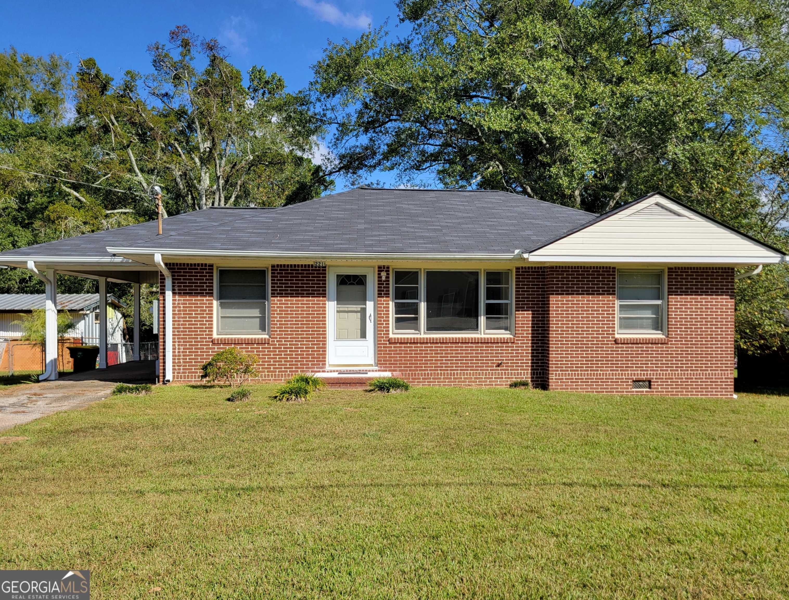 Winder, GA 30680,221 James ST