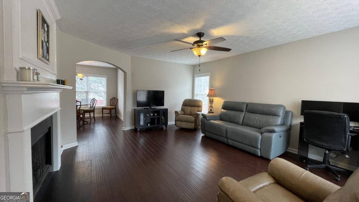 Acworth, GA 30101,4424 High Gate DR NW