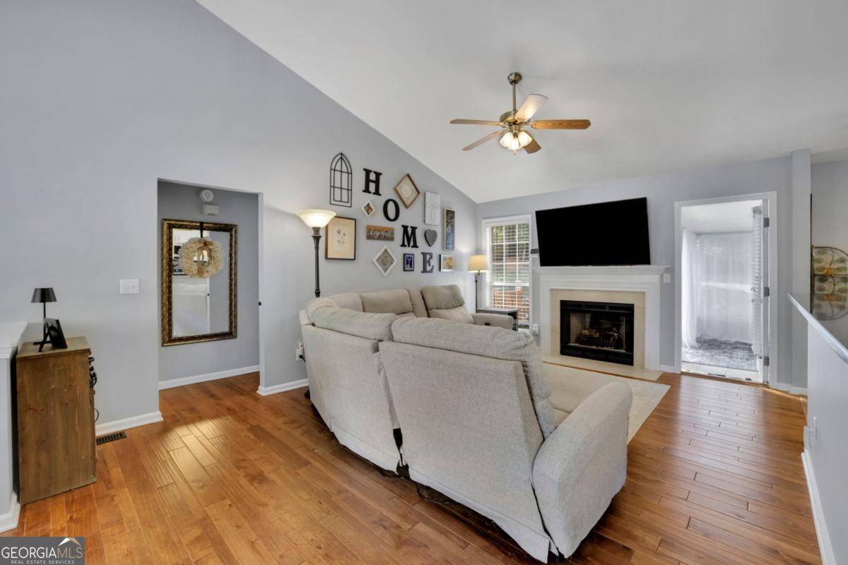 Kennesaw, GA 30144,202 Five Iron CT NW