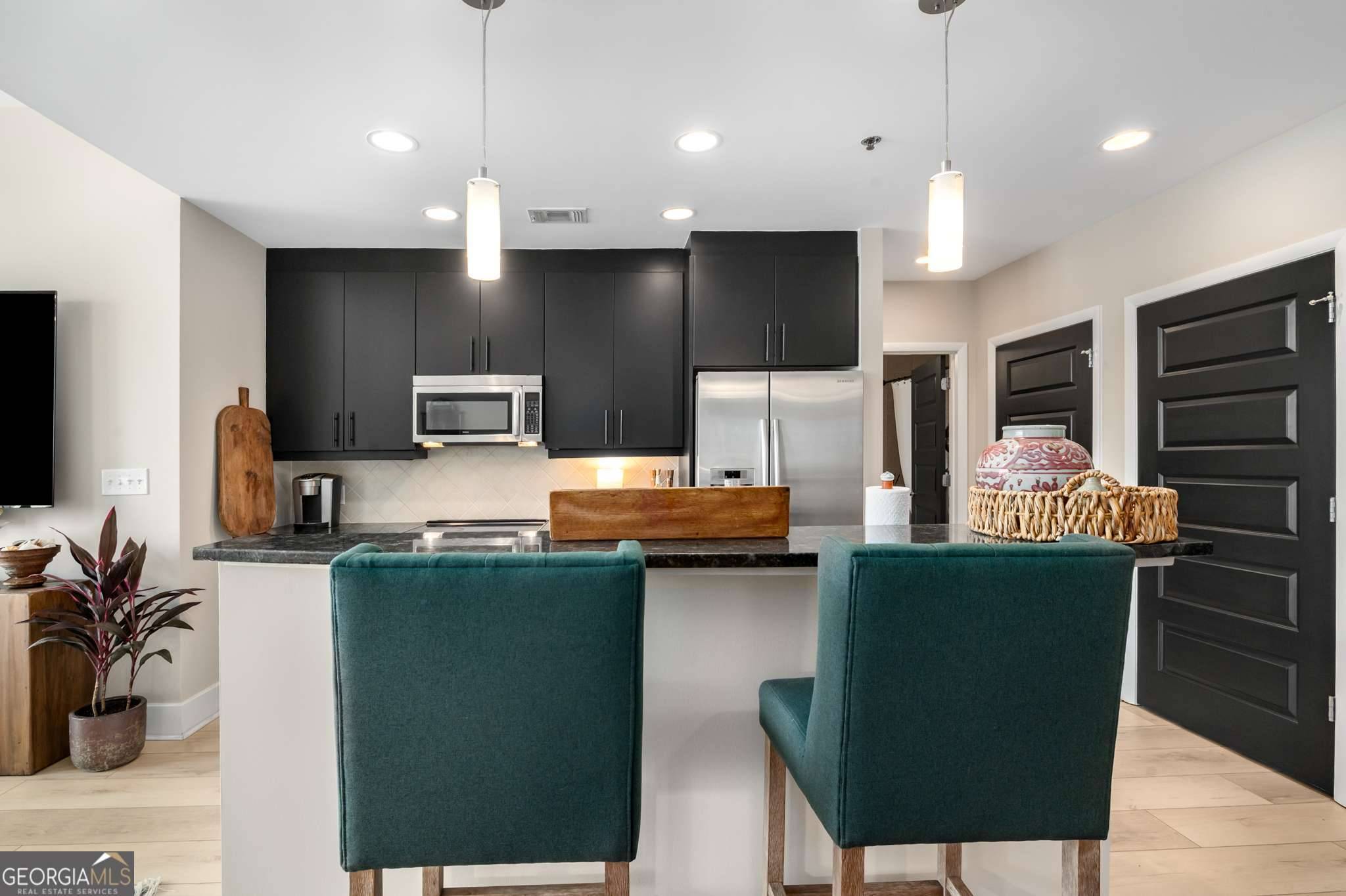 Atlanta, GA 30309,1080 Peachtree ST NE #1915