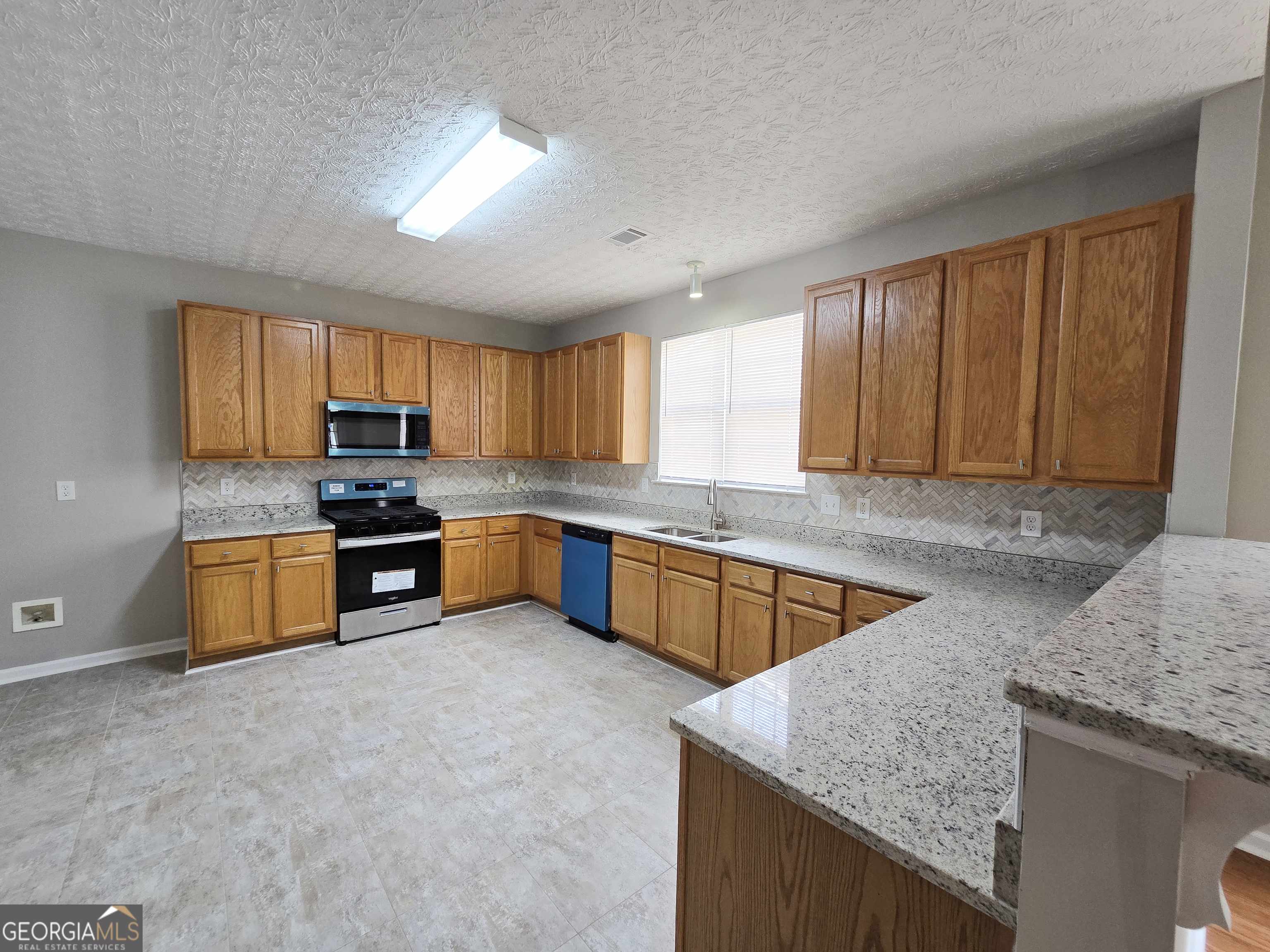 Stockbridge, GA 30281,537 Goldfinch WAY