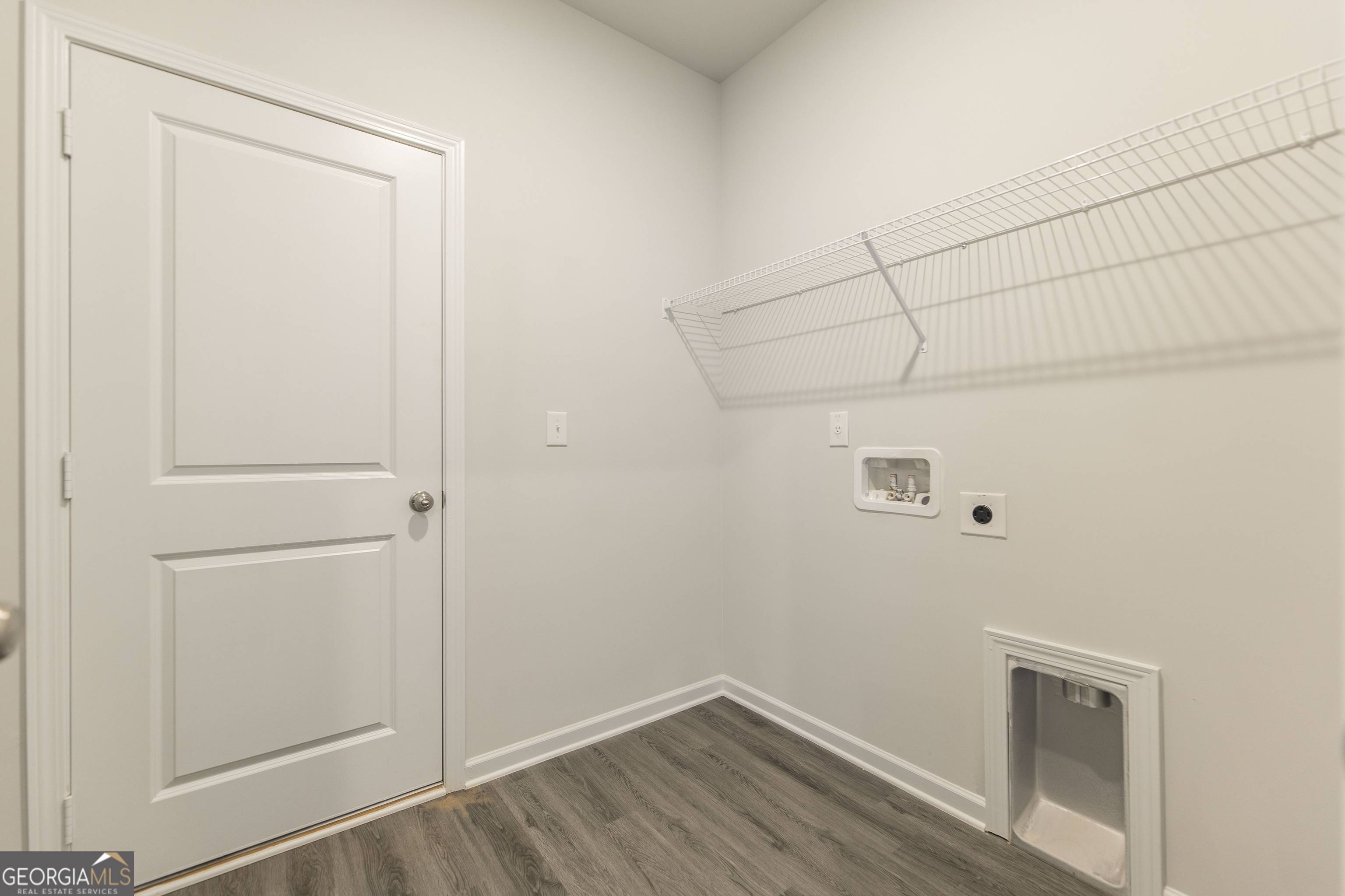 Byron, GA 31008,506 Georgian WALK