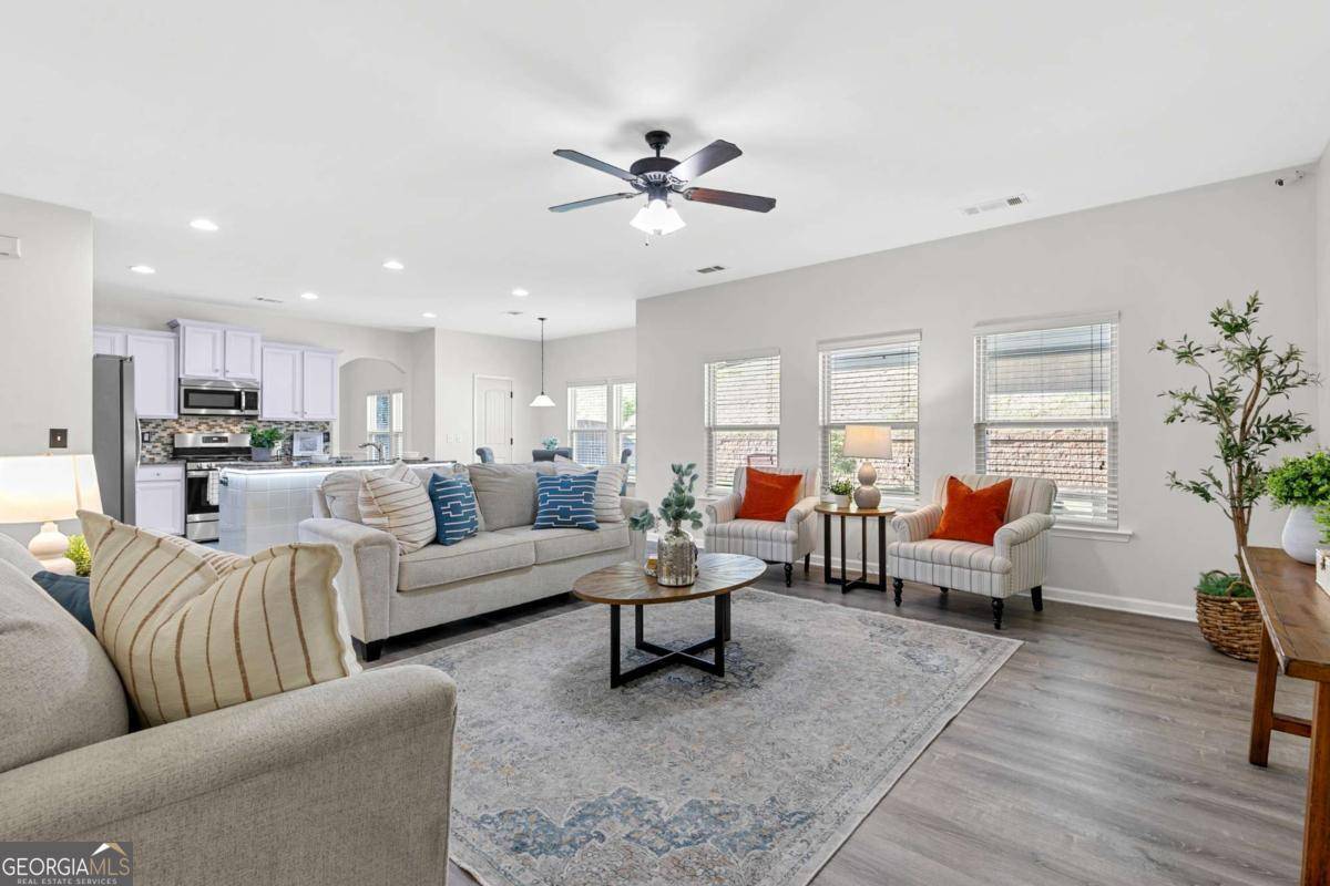 Acworth, GA 30102,226 Creek View LN