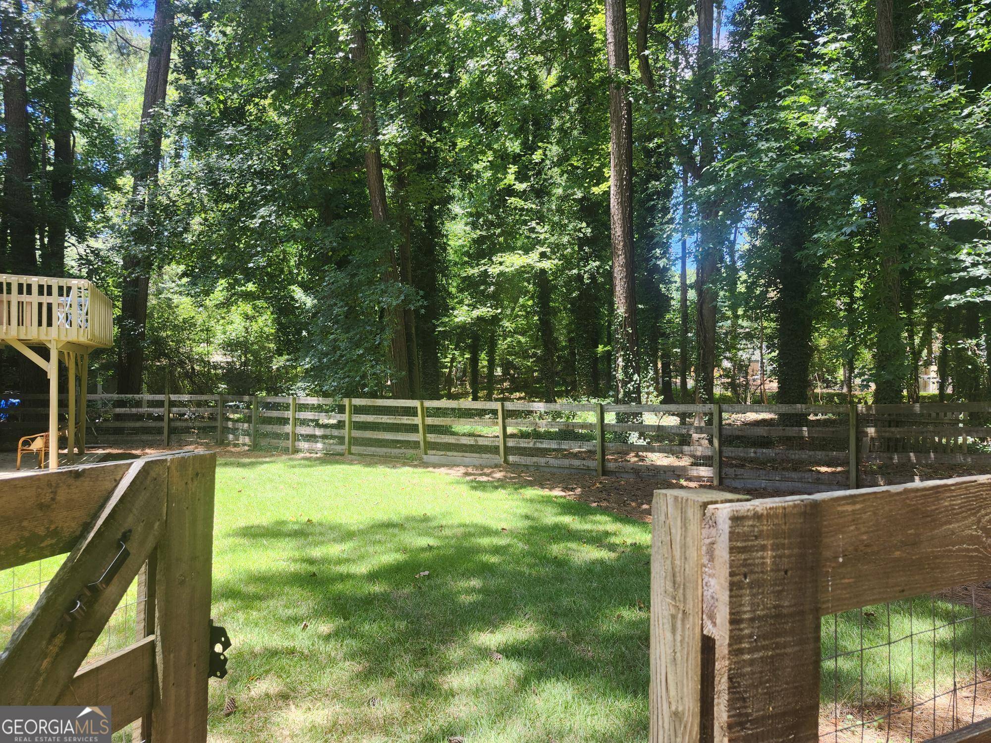 Roswell, GA 30076,220 Hollyberry DR