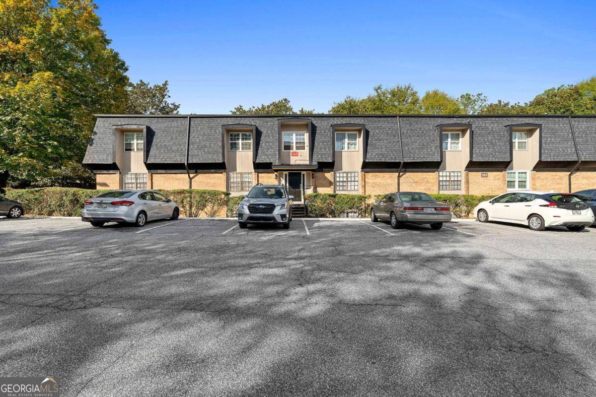 Atlanta, GA 30350,365 Winding River DR