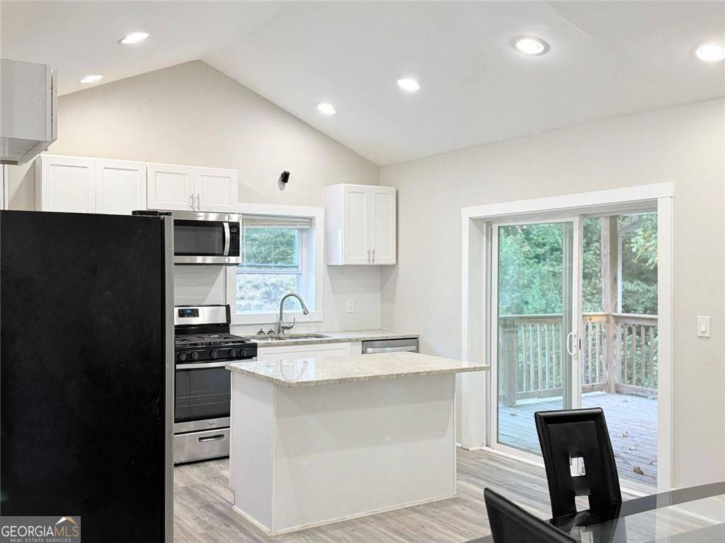 Atlanta, GA 30311,2025 Venetian DR SW