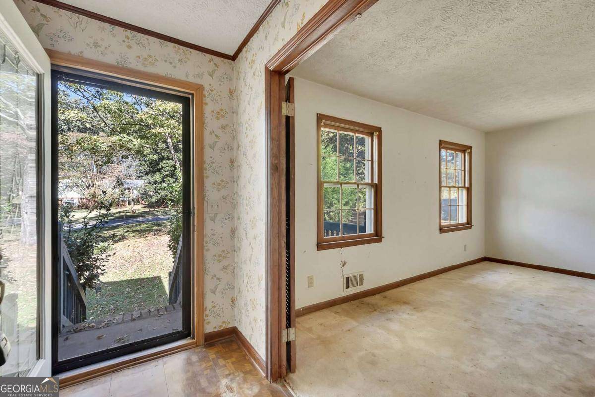 Acworth, GA 30102,1593 Dogwood LN