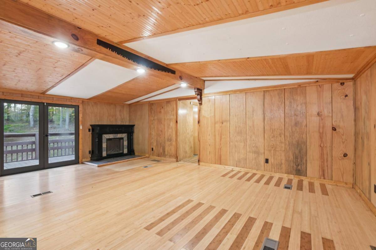 Dallas, GA 30132,290 Mount Moriah RD