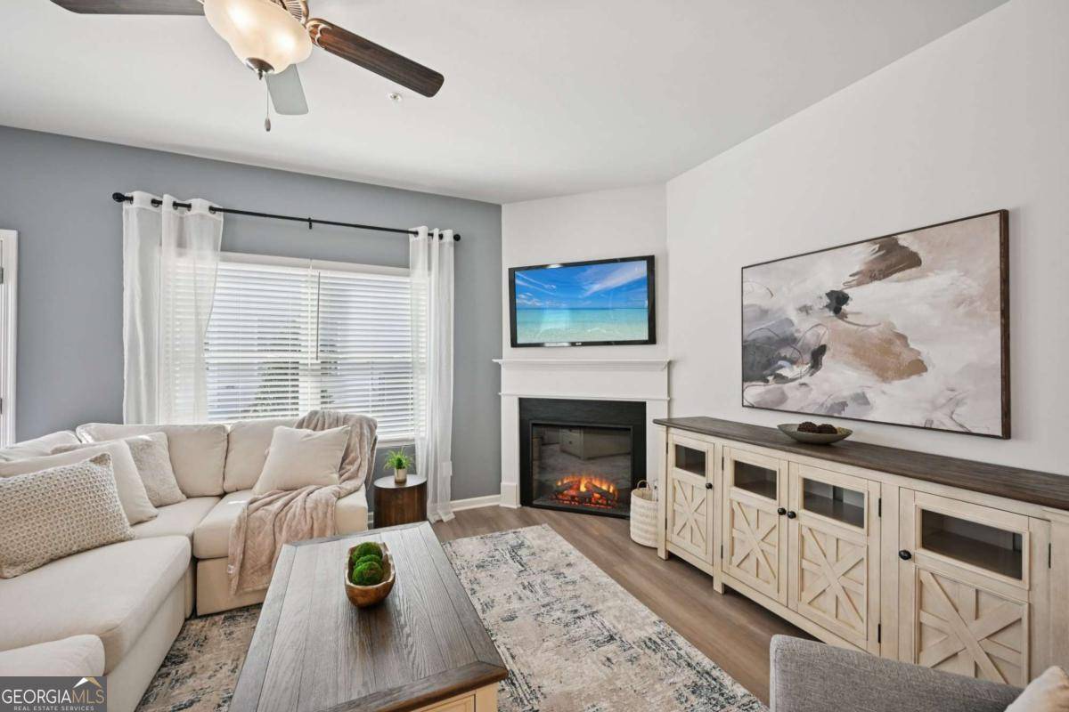 Woodstock, GA 30189,362 Lanier CIR