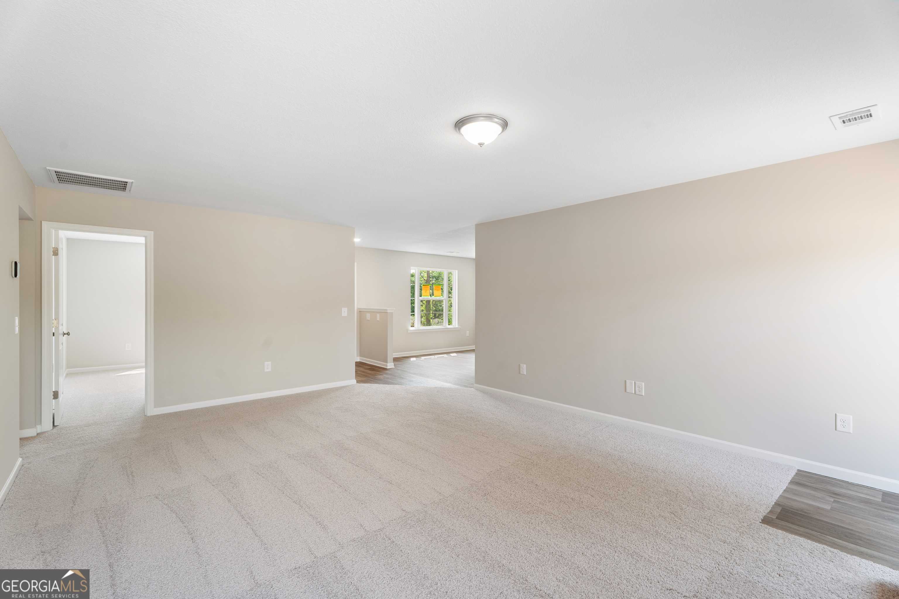 Phenix City, AL 36870,52 Lee Road 2033