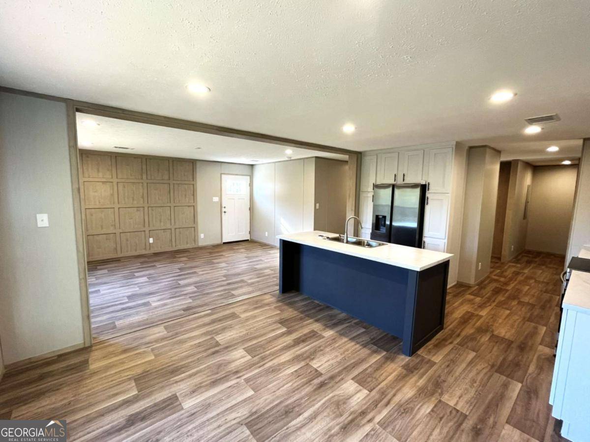 Ball Ground, GA 30107,239 Lawson Federal RD