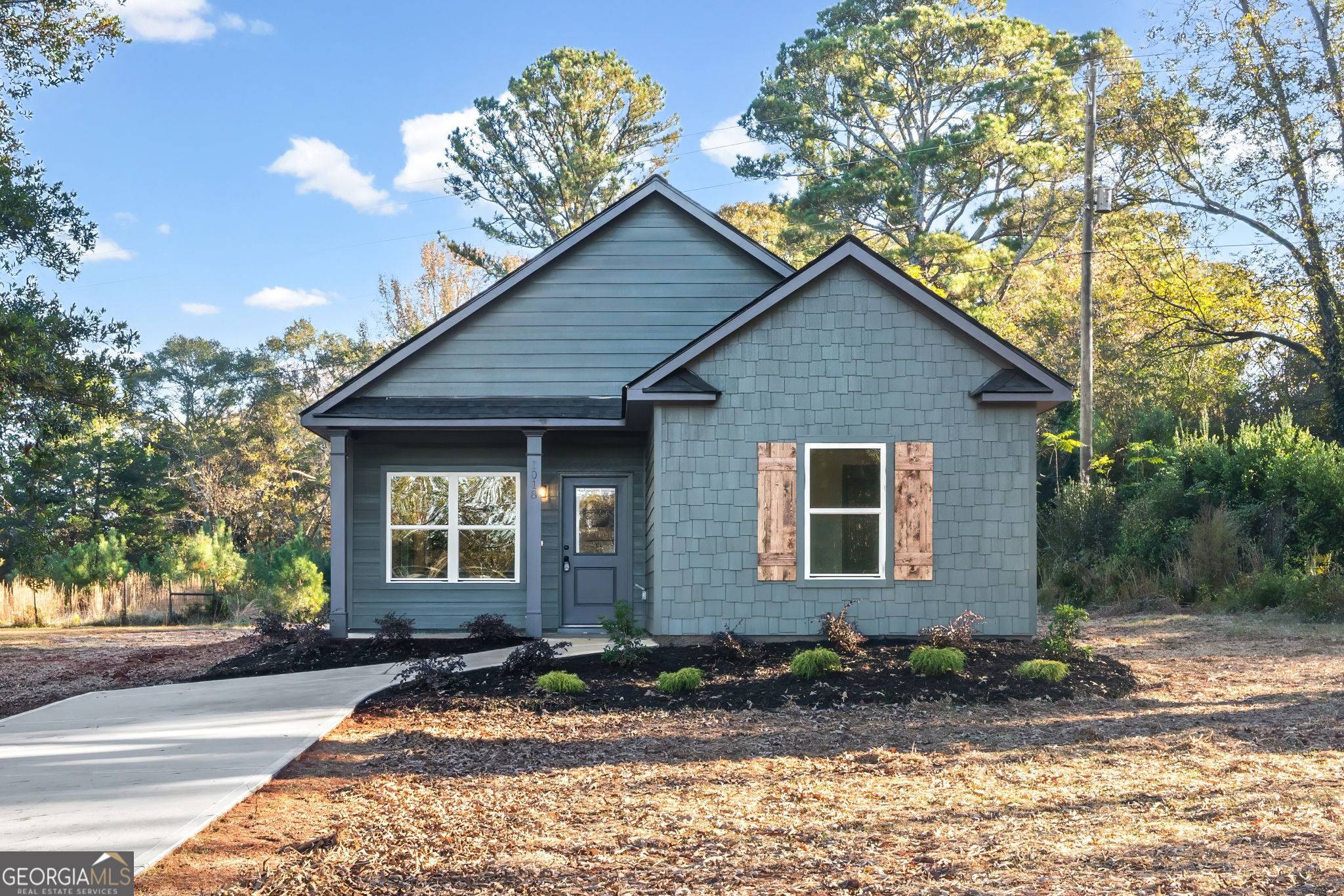 Griffin, GA 30223,1018 E McIntosh RD