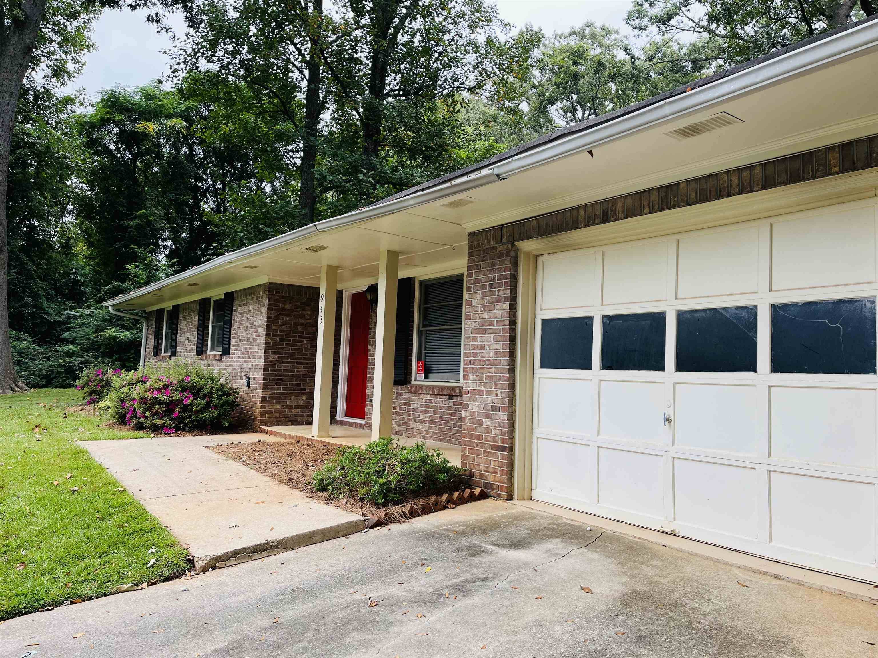 Stone Mountain, GA 30083,943 Parkstone DR