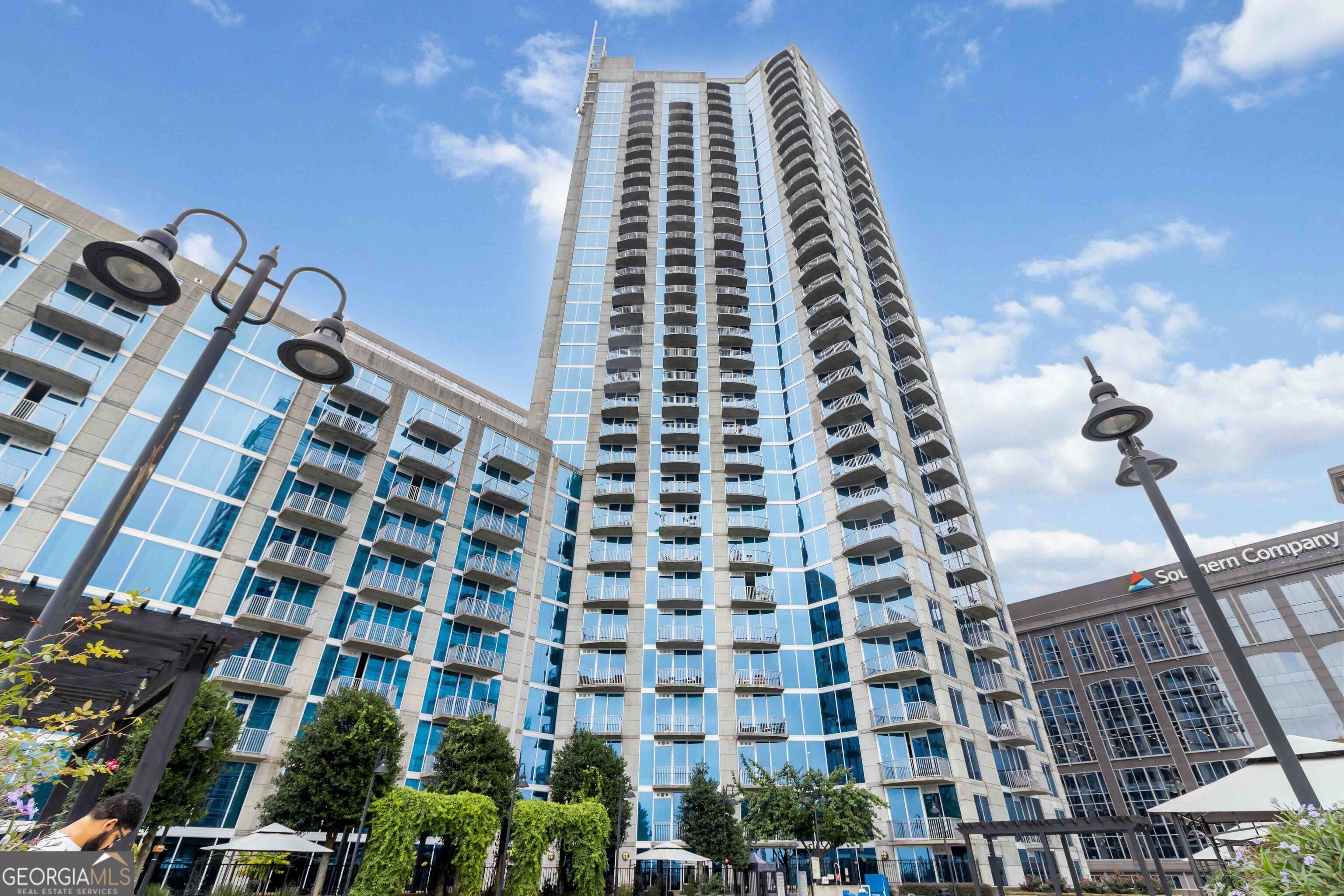 Atlanta, GA 30308,400 W Peachtree ST NW #806