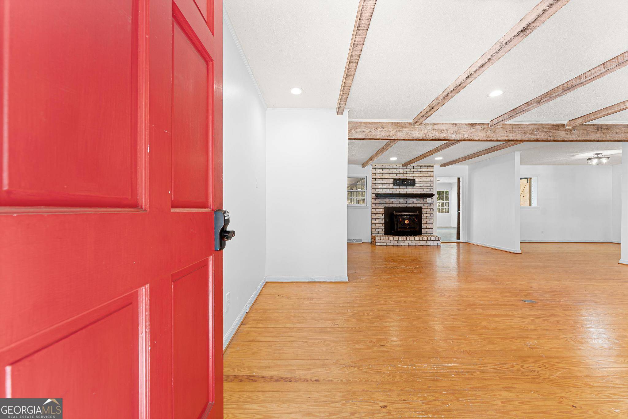 Lavonia, GA 30553,45 Beverly ST