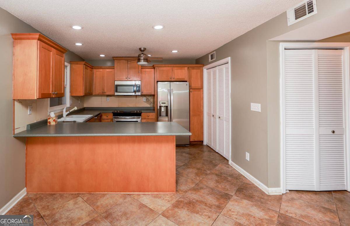 Decatur, GA 30030,1101 Scott BLVD