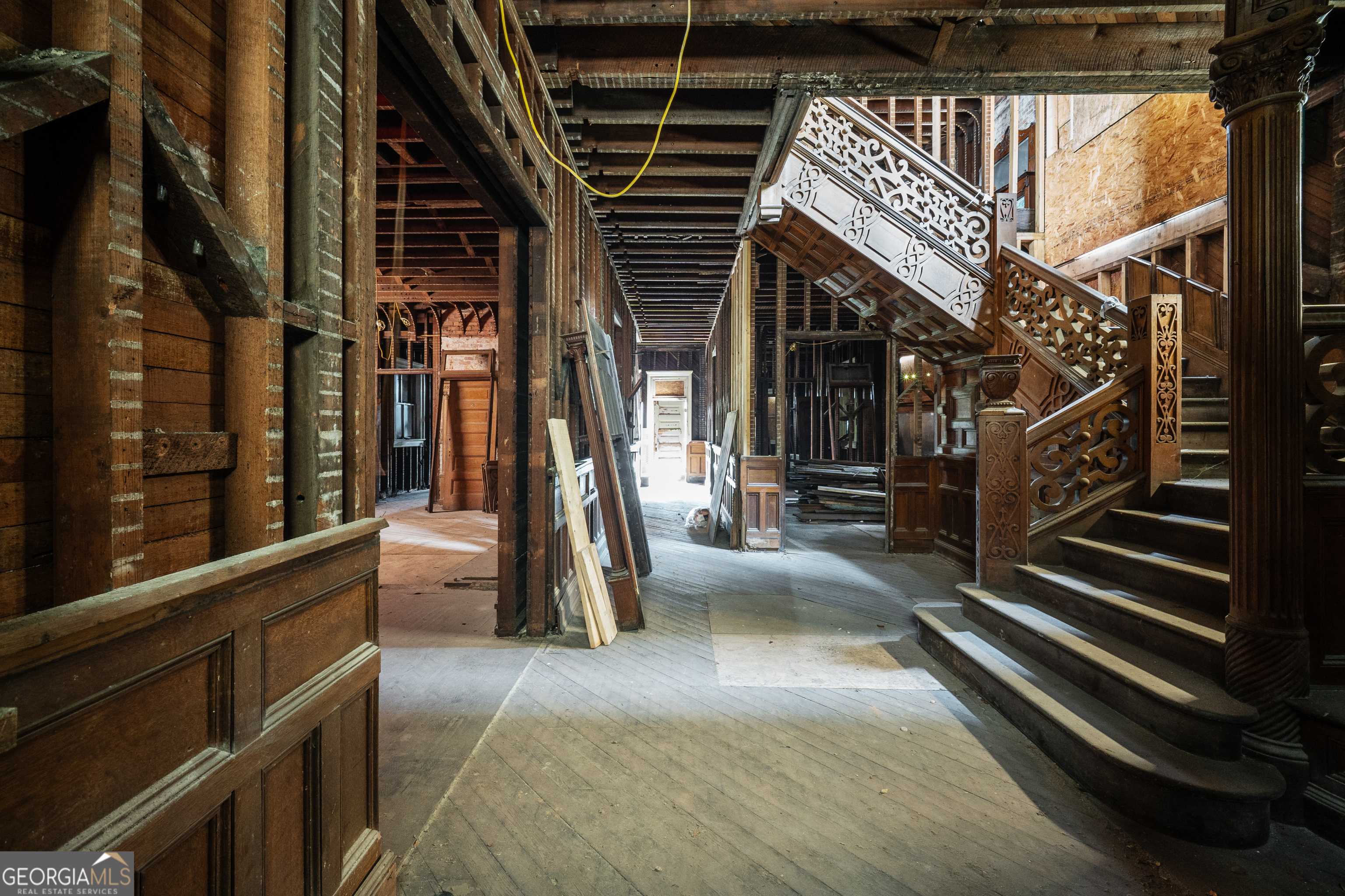 Atlanta, GA 30308,537 Peachtree ST