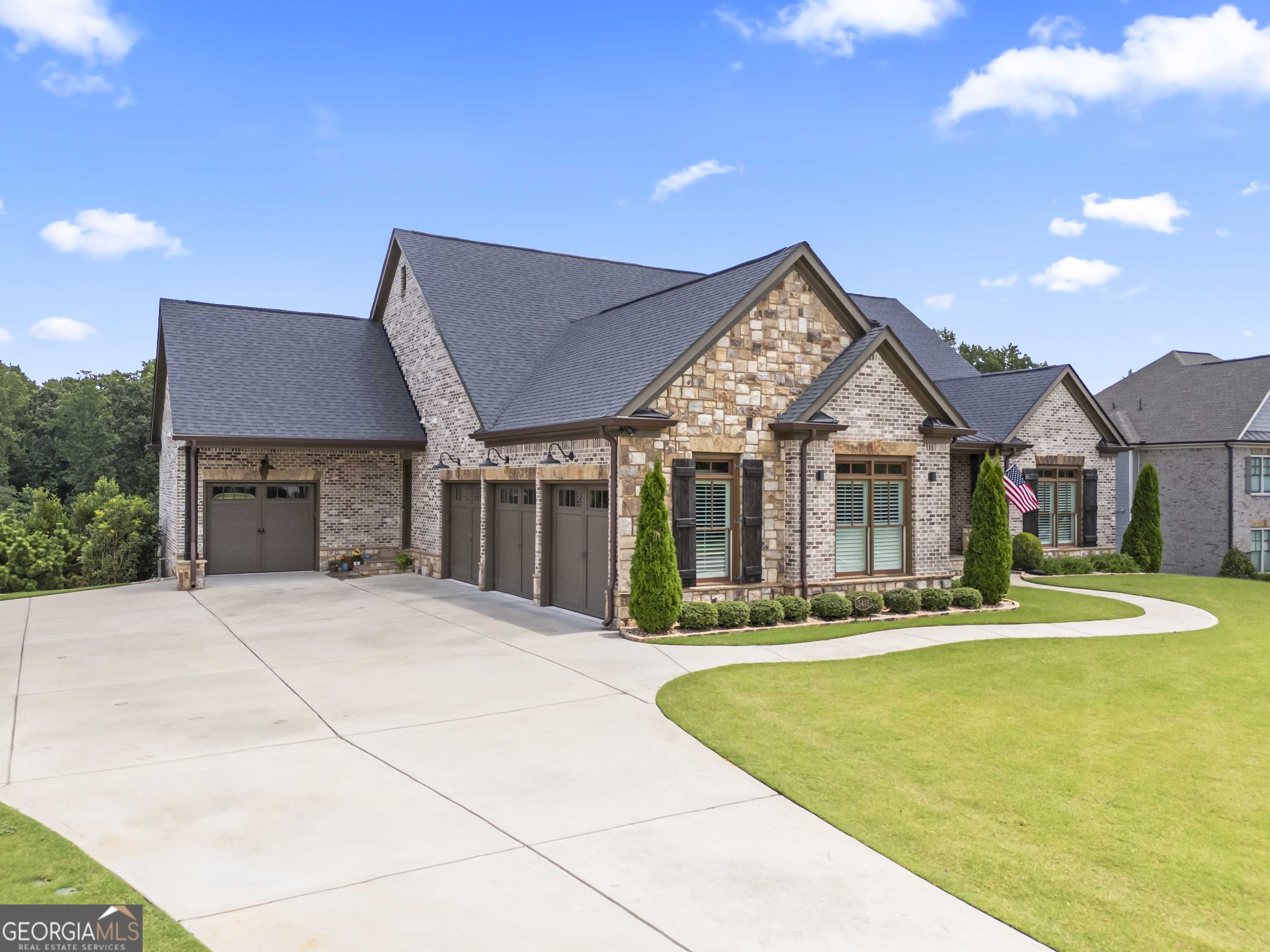 Buford, GA 30518,5415 Falls Landing DR