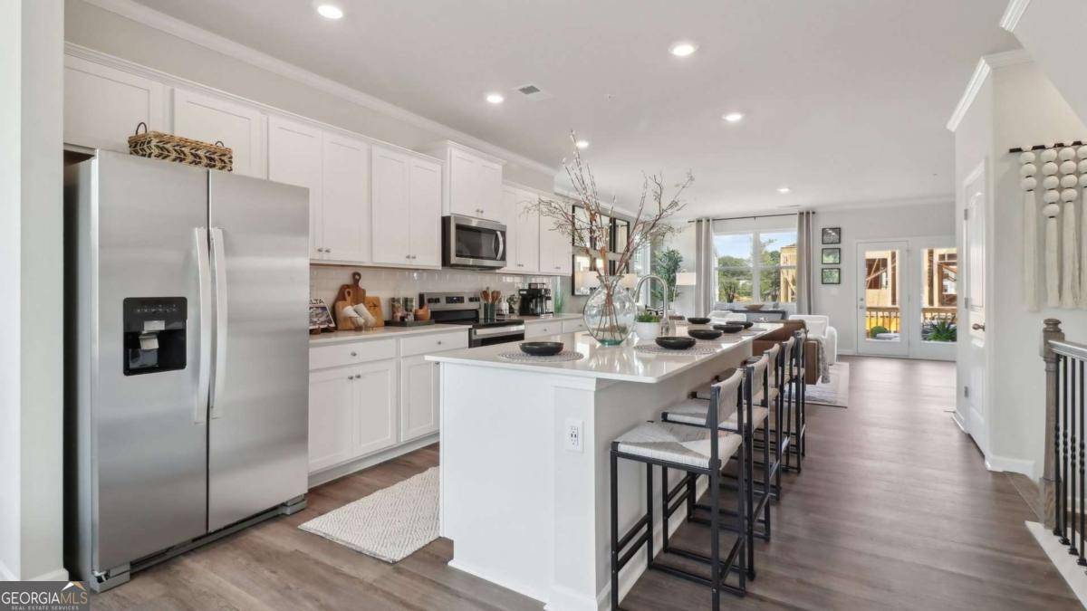 Atlanta, GA 30354,204 College CIR #1003