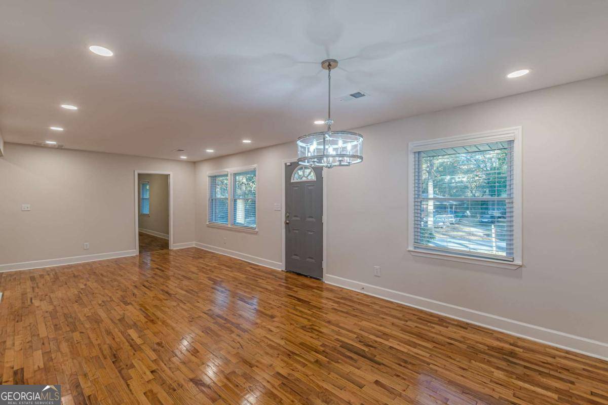 Decatur, GA 30032,1395 Dennis DR