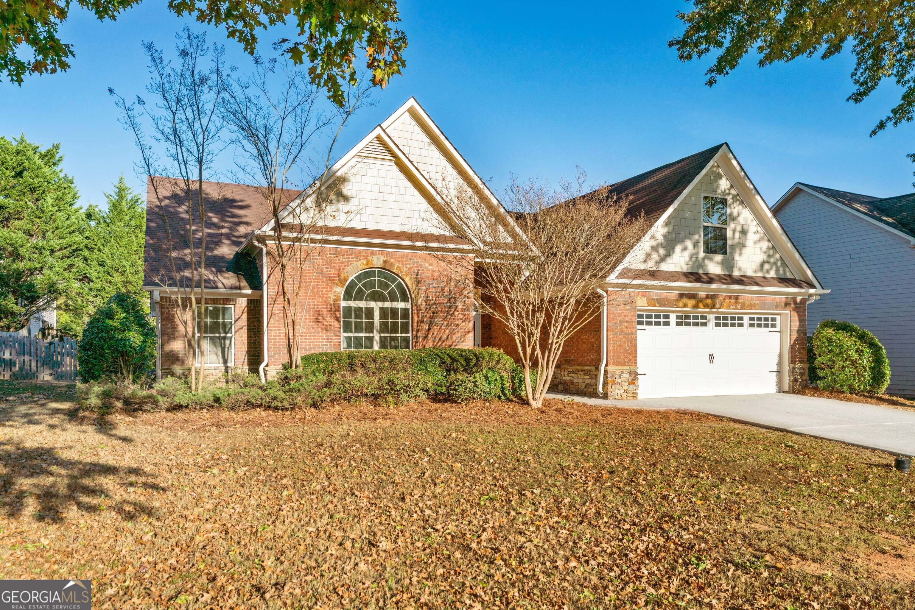 Auburn, GA 30011,723 York View DR