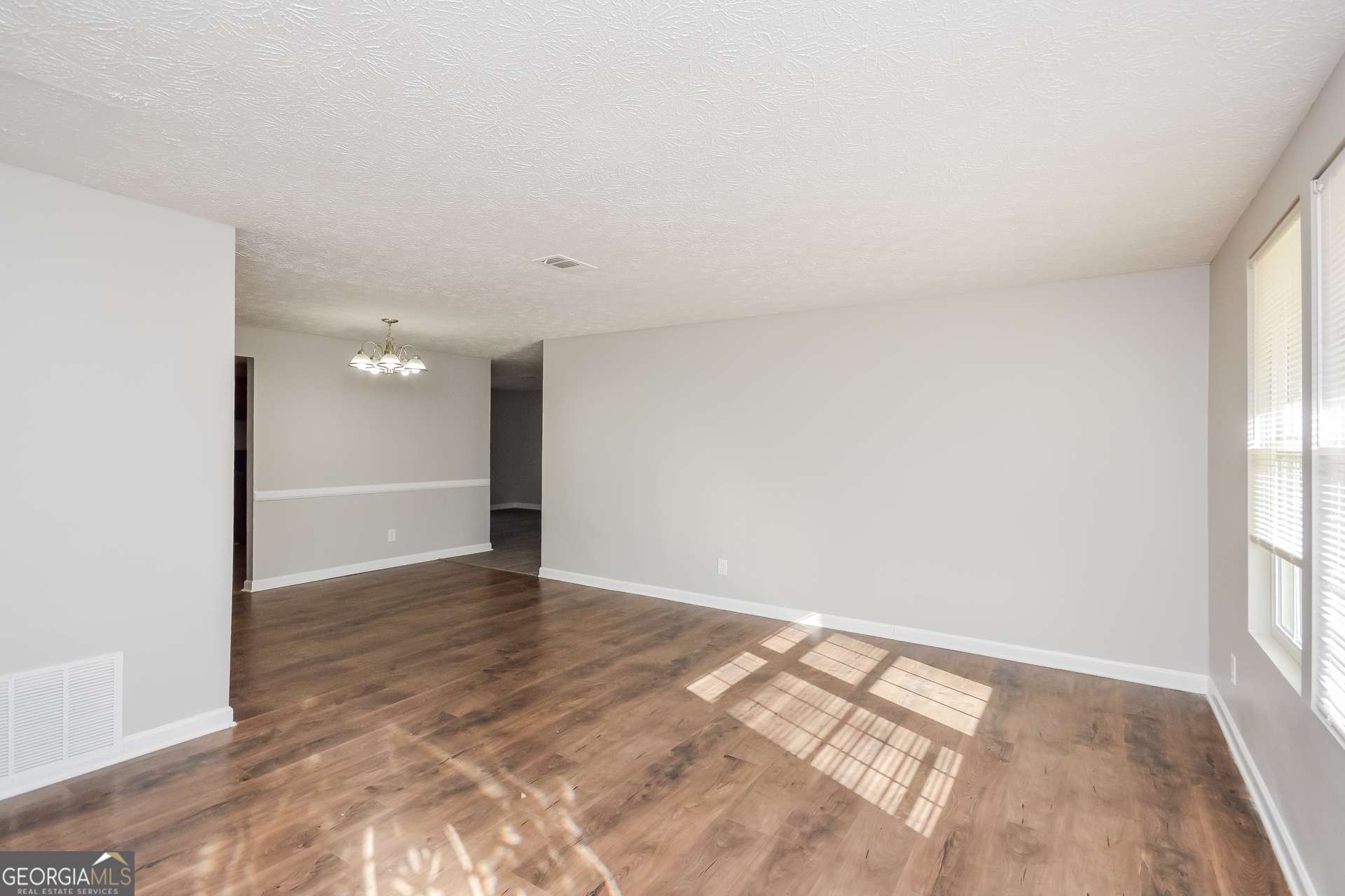 Stone Mountain, GA 30088,5176 Martins Crossing RD