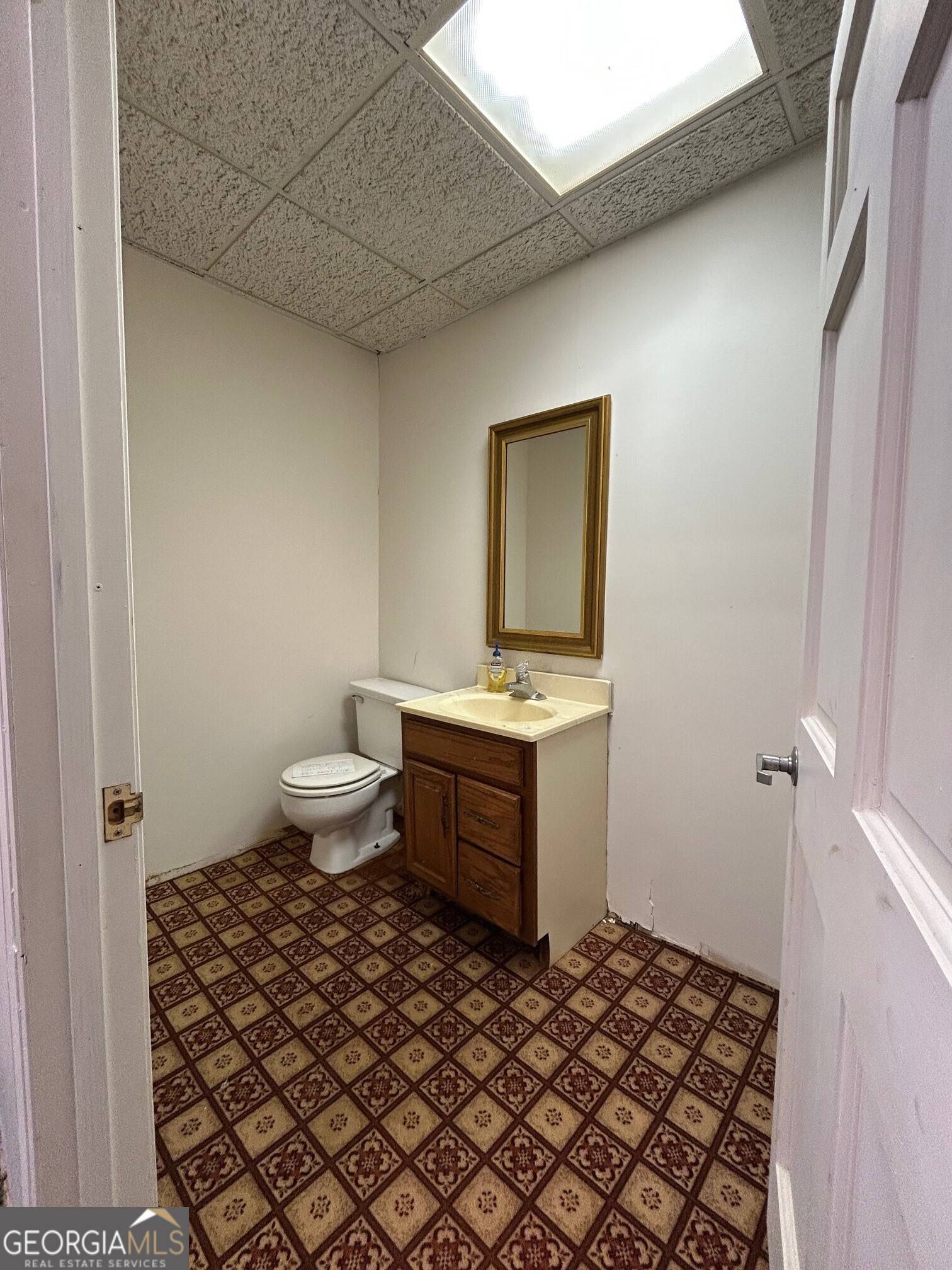 Milledgeville, GA 31061,223 Sinclair Marina RD NE