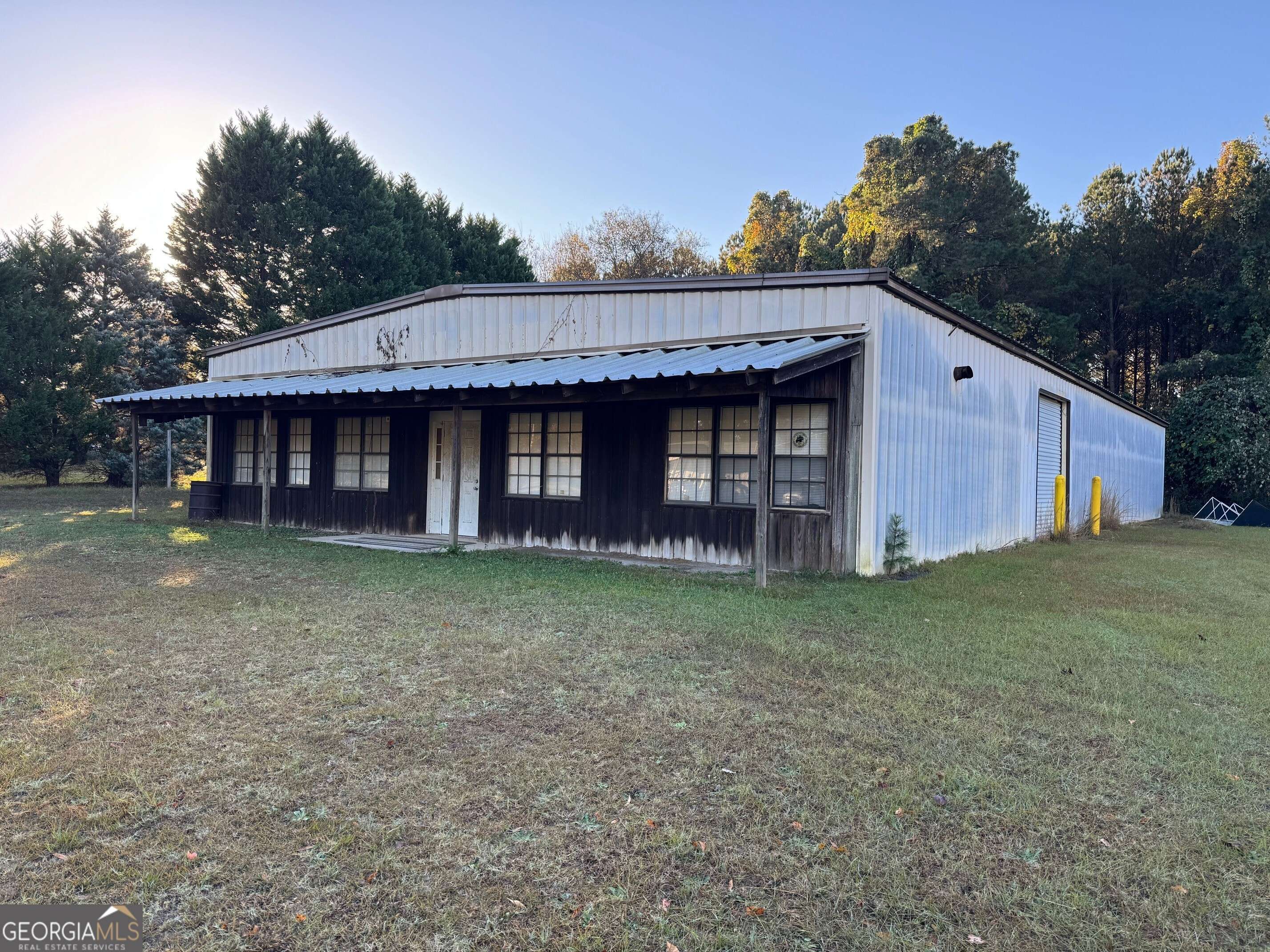 Milledgeville, GA 31061,223 Sinclair Marina RD NE