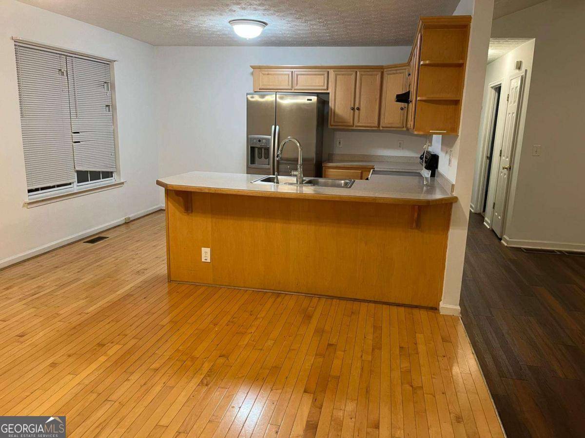 Flowery Branch, GA 30542,6441 Wildwood TRL