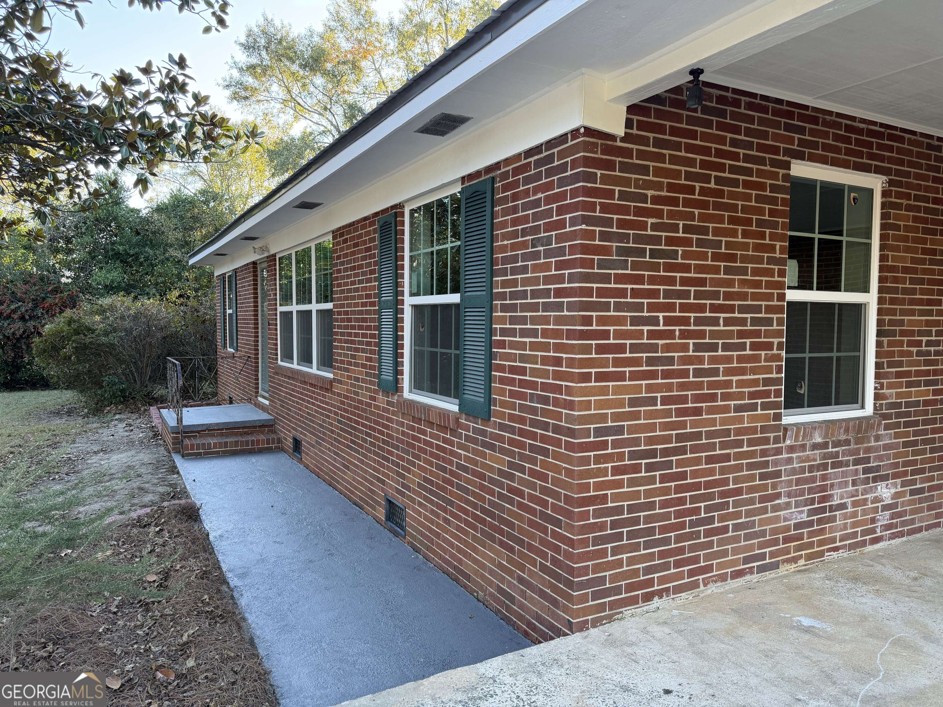 Dublin, GA 31021,116 Country Club RD